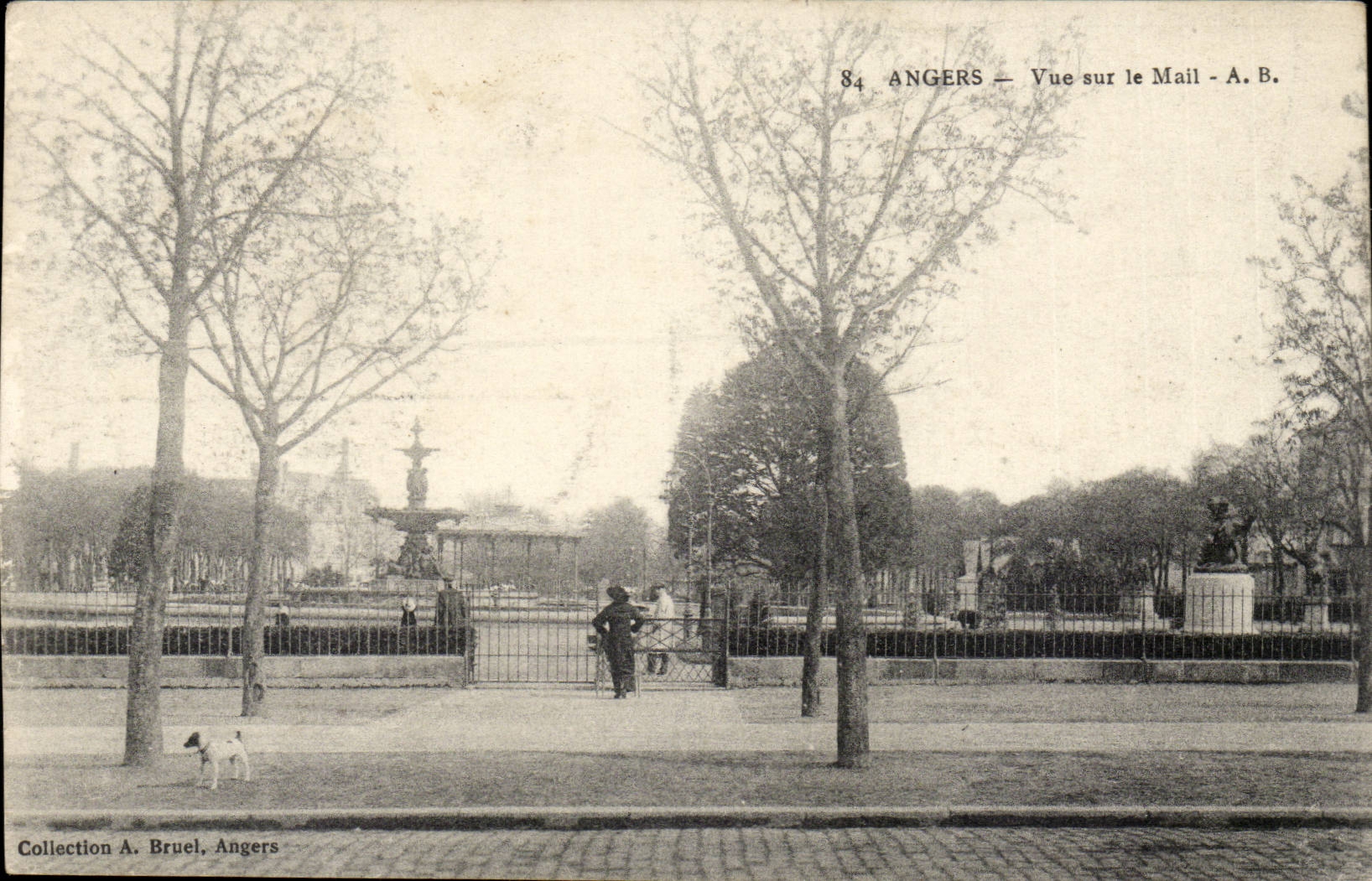 Angers CPA Seen on the Mall