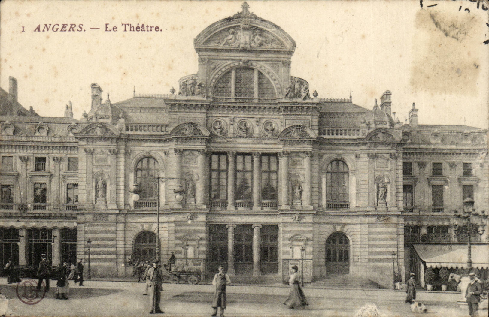 Angers CPA the theater
