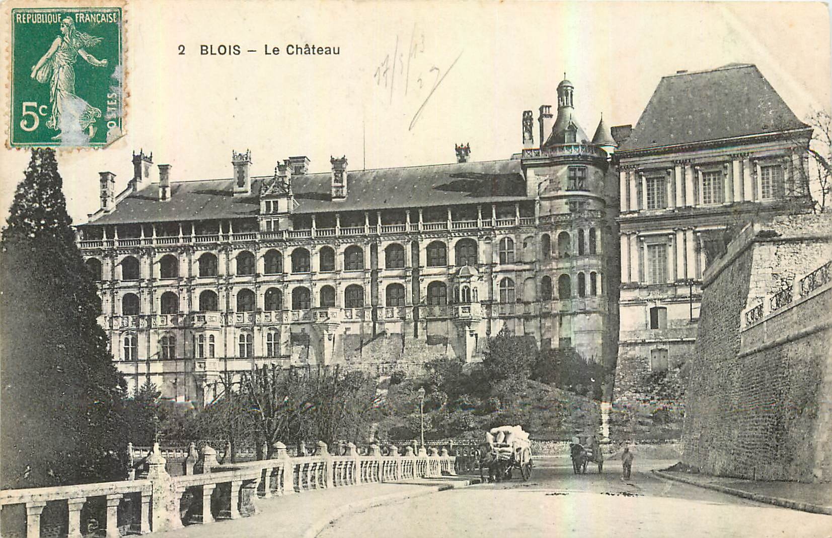 CPA Blois Le Chateau 