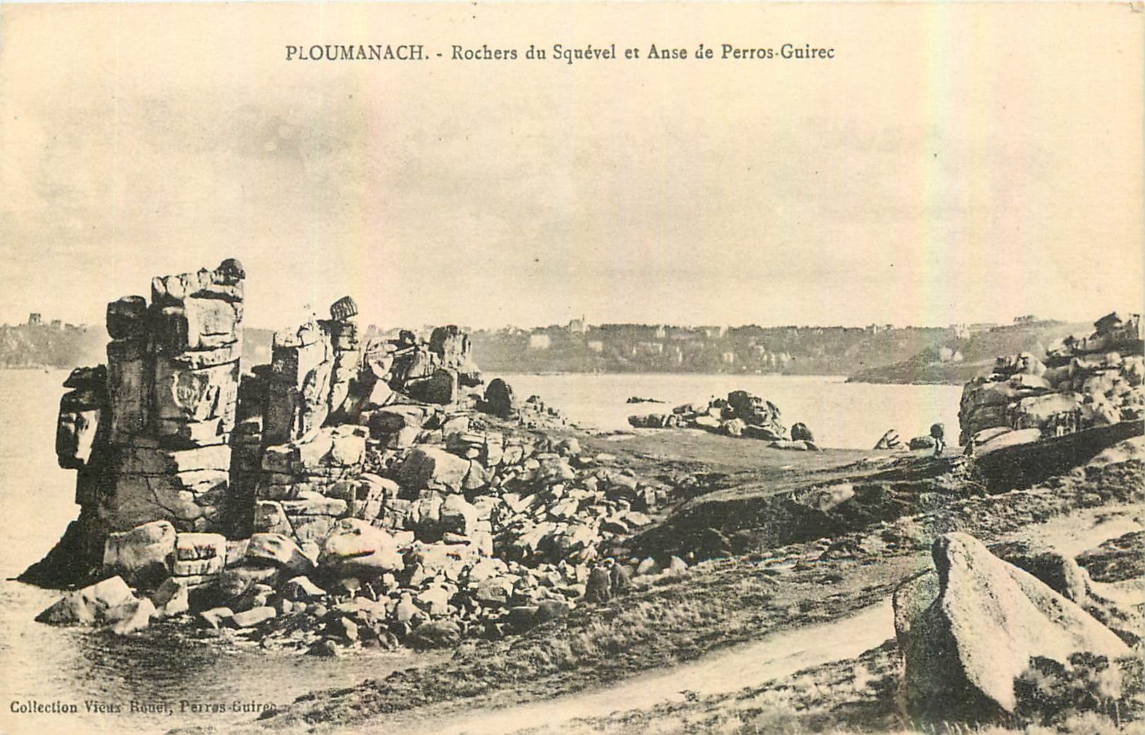 CPA Ploumanach Rochers du Squevel et Anse de Perros Guirec