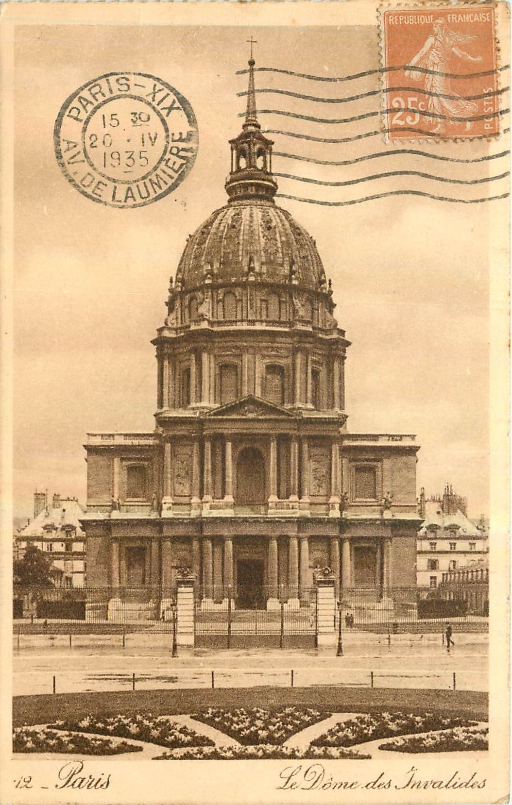 CPA Paris Le Dome des Invalides 