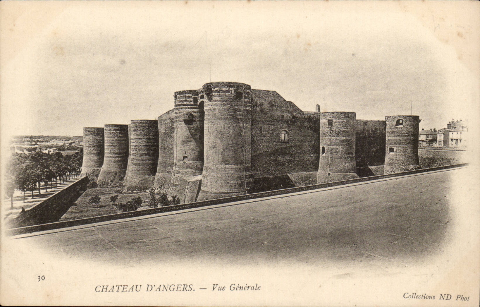 Angers CPA the castle View