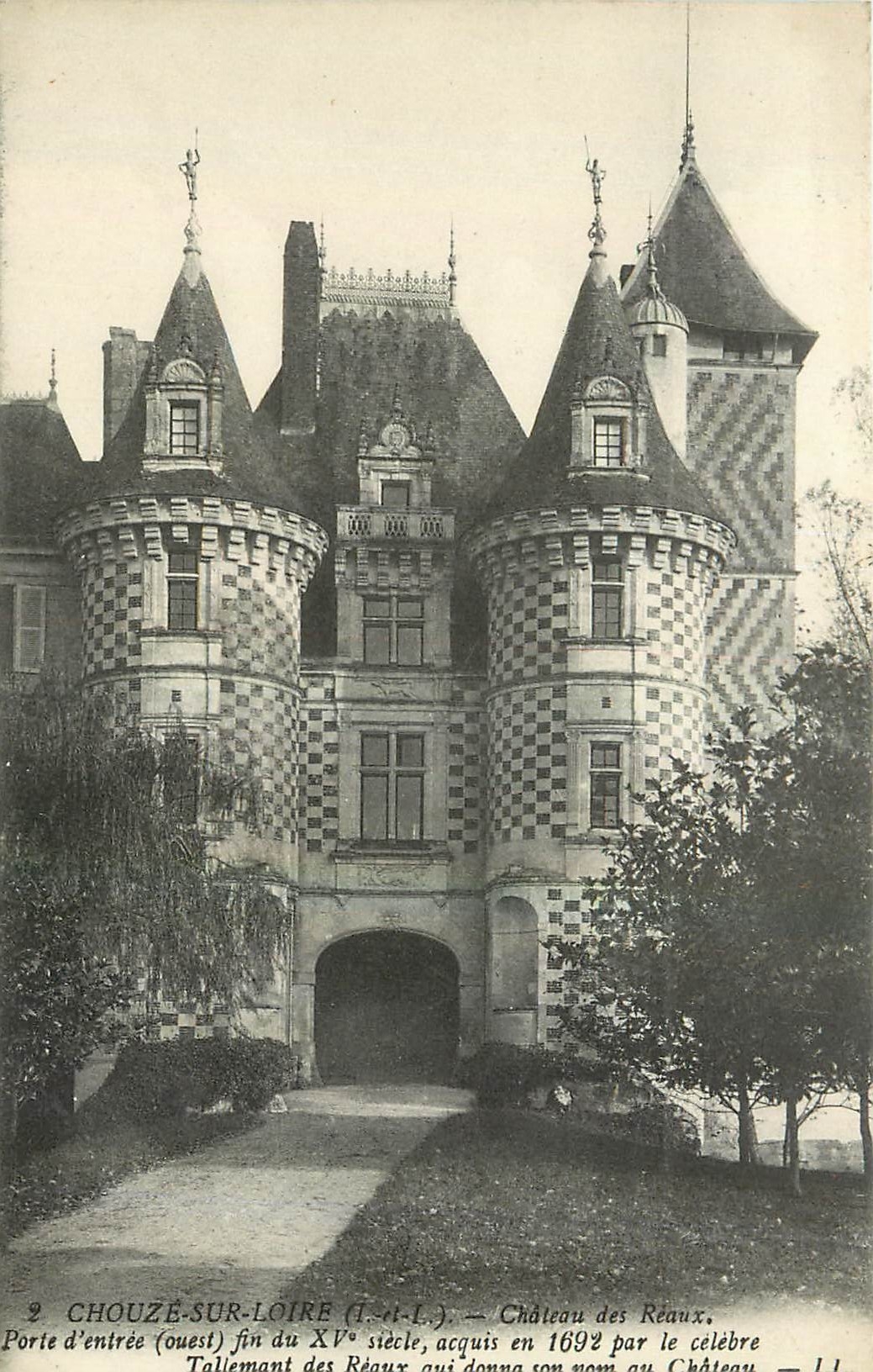CPA Chouze sur Loire I et L Chateau des Reaux Porte d'entree ouest