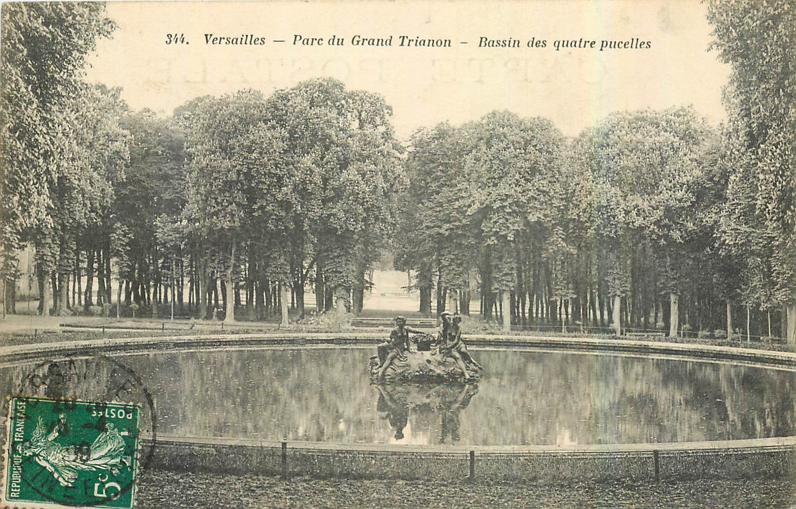 CPA Versailles Parc du Grand Trianon Bassin des quatre pucelles