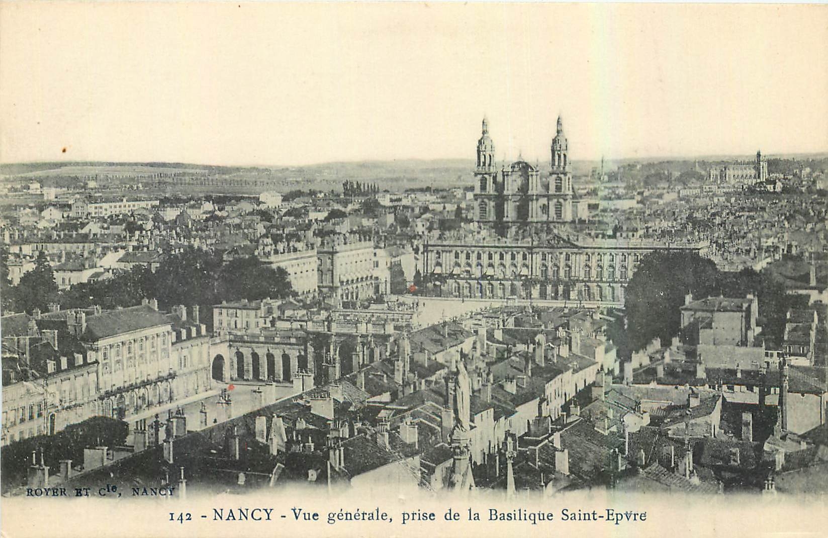 CPA Nancy Vue generale prise de la Basilqiue Saint Epvre