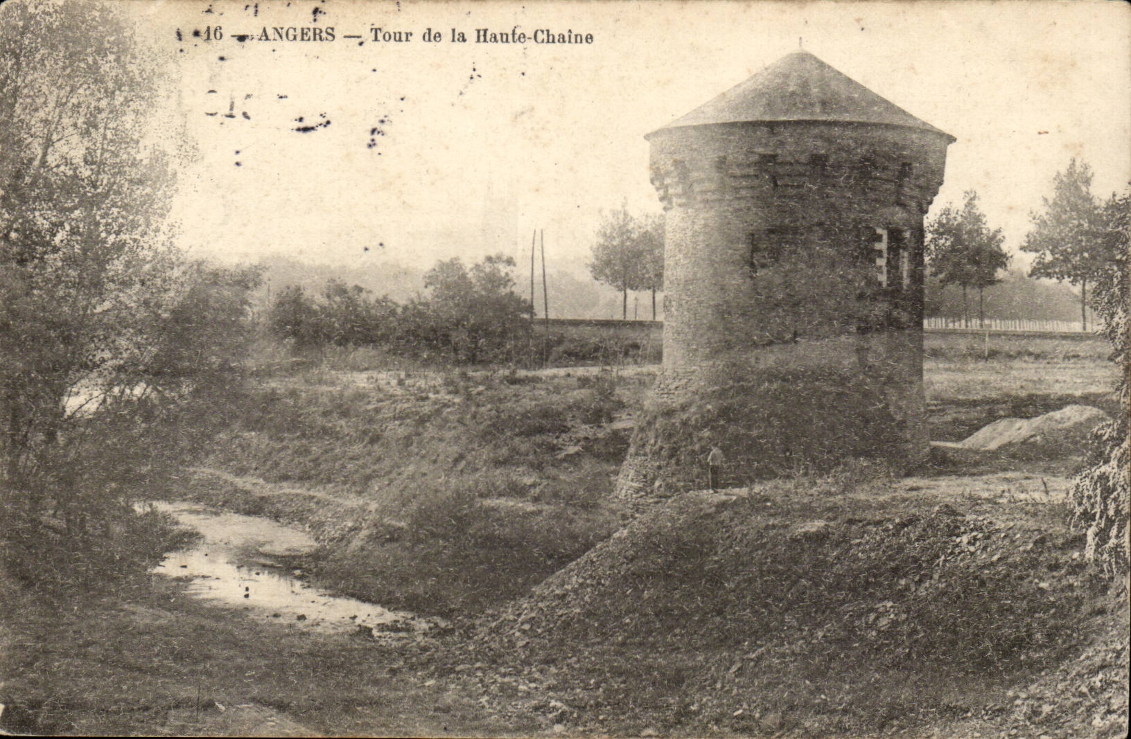 Angers CPA the tower of the high chain