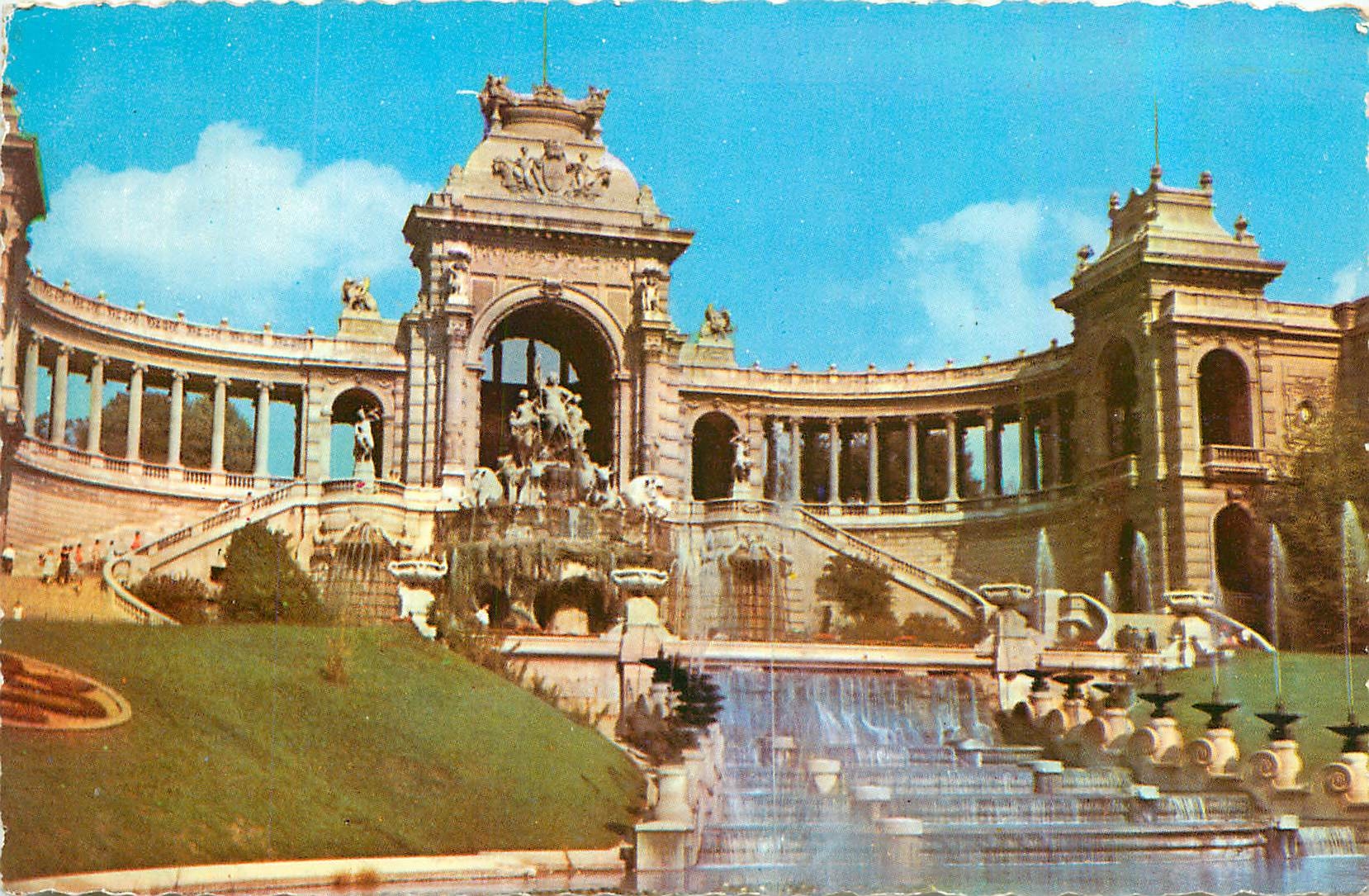 CPA Marseille B du Rh Le Palais de Longchamp