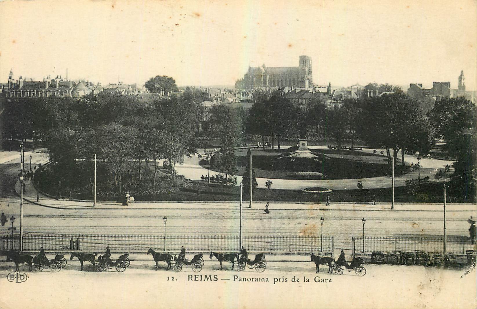 CPA Reims Panorama pris de la Gare 