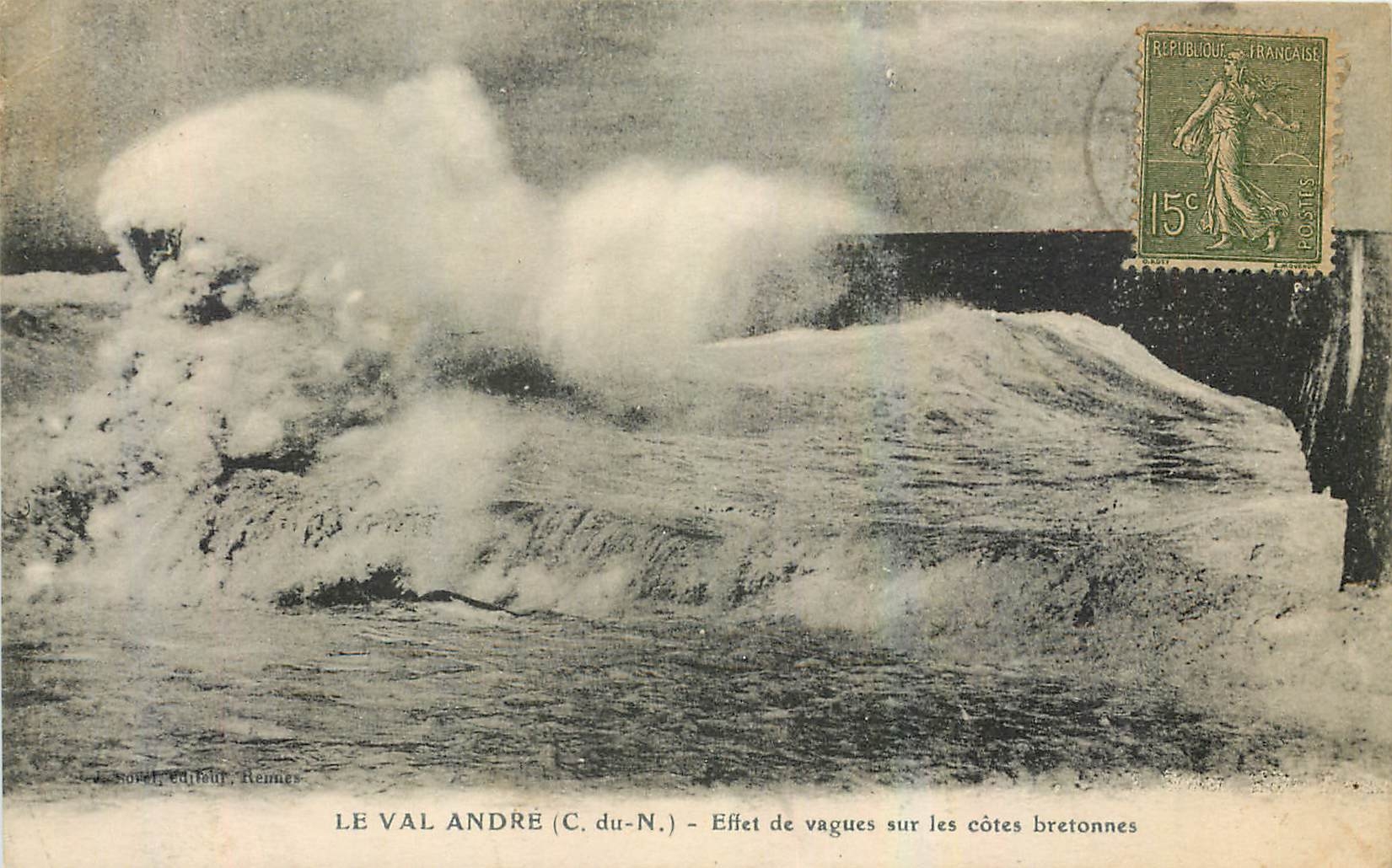 CPA Le Val Andre C du N Effet de vagues sur les cotes bretonnes