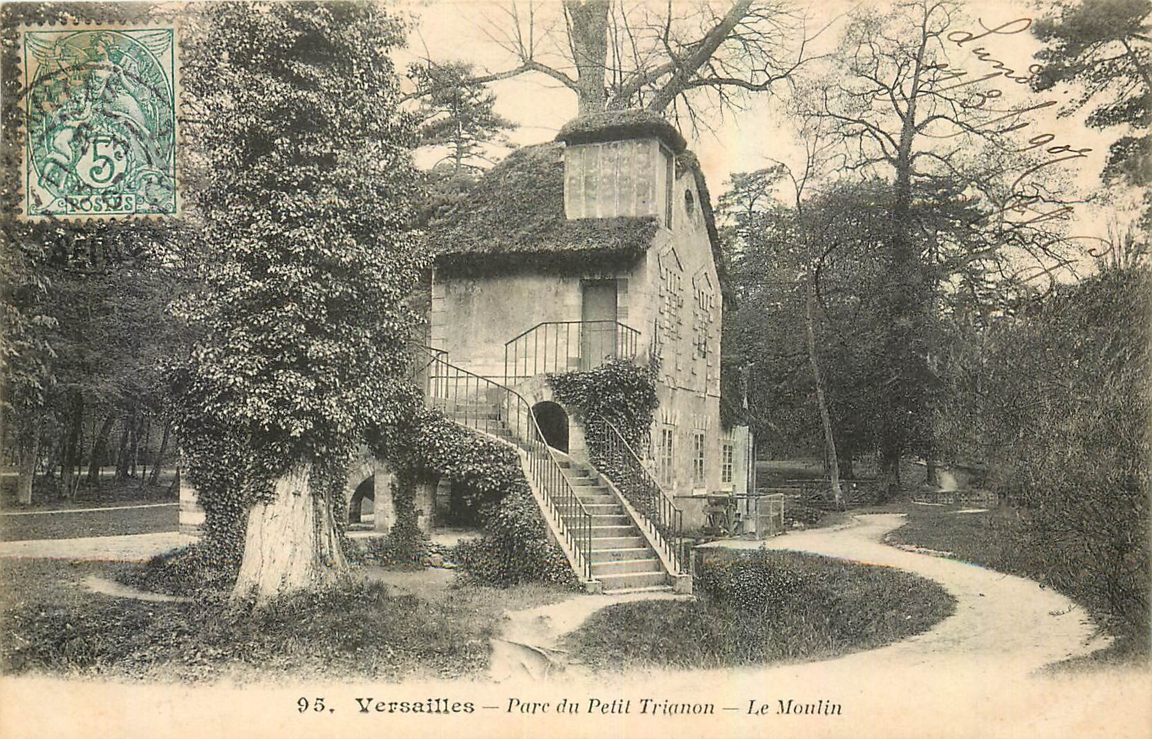 CPA Versailles Parc du Petit Trianon Le Moulin