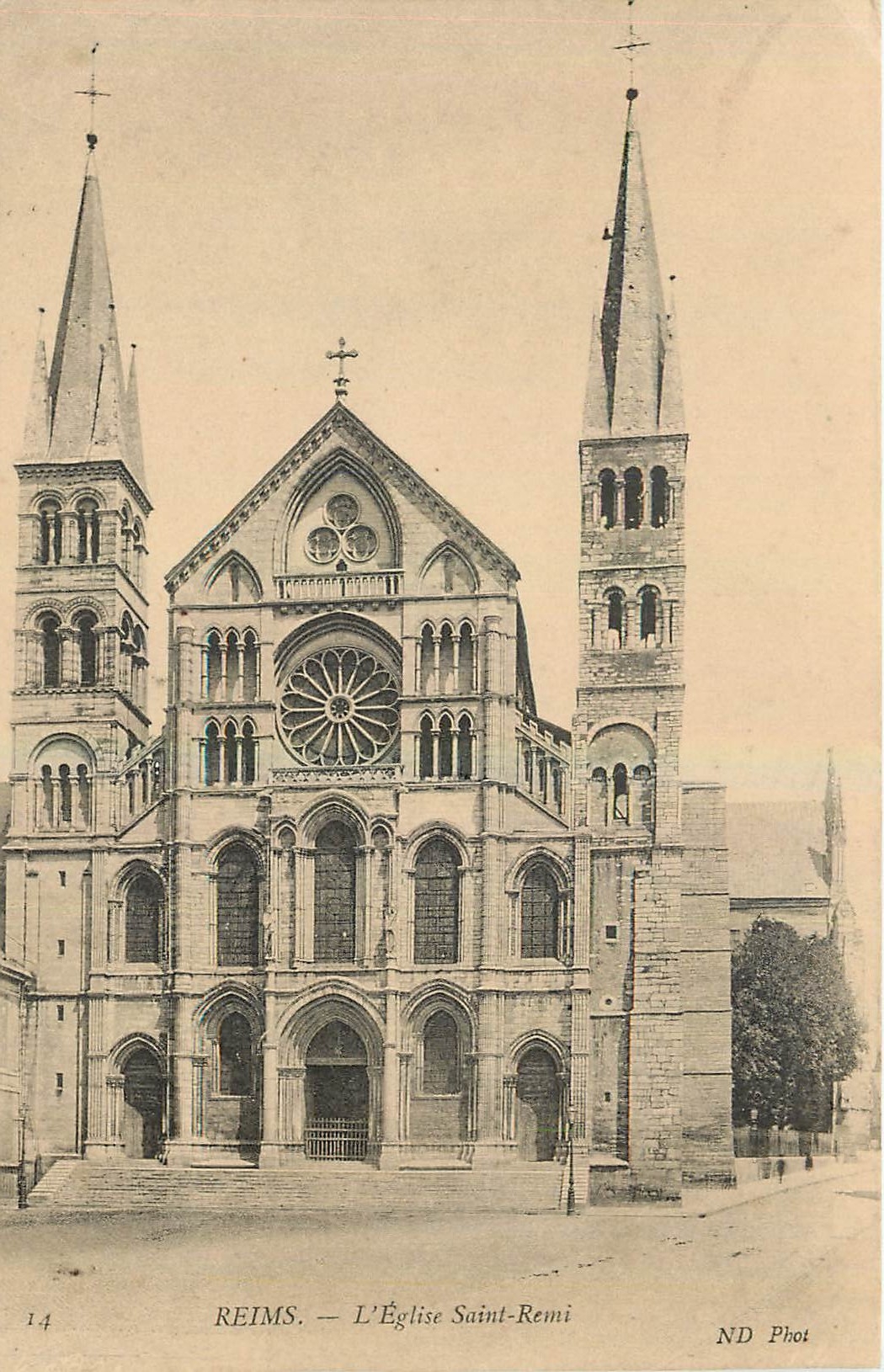 CPA Reims L'Eglise Saint Remi 