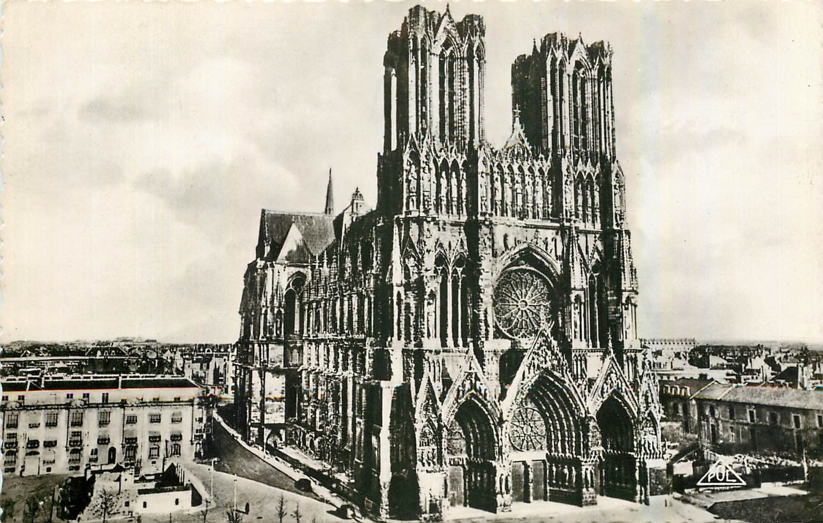 CPA Reims La Cathedrale 