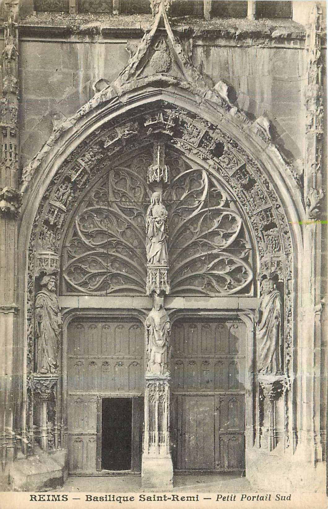 CPA Rennes Basilique Saint Remi Petit Portail Sud