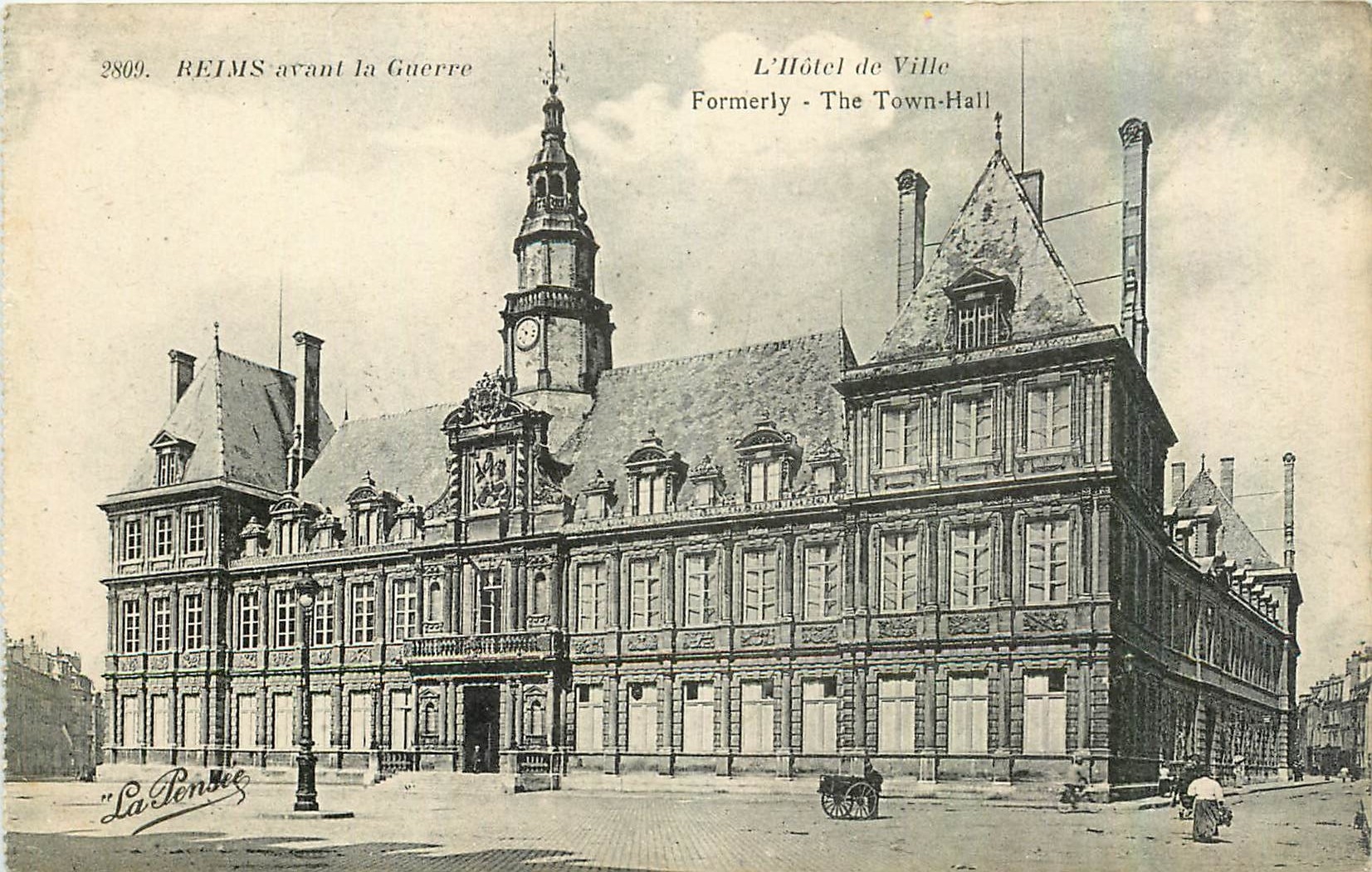 CPA Reims avant la Guerre l'Hotel de Ville Formerly