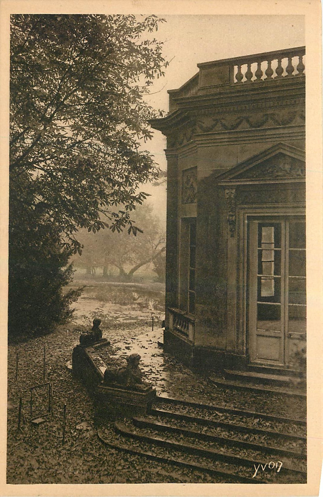 CPA Splendeurs et Charmes de Versailles Le Temple de la Musique 