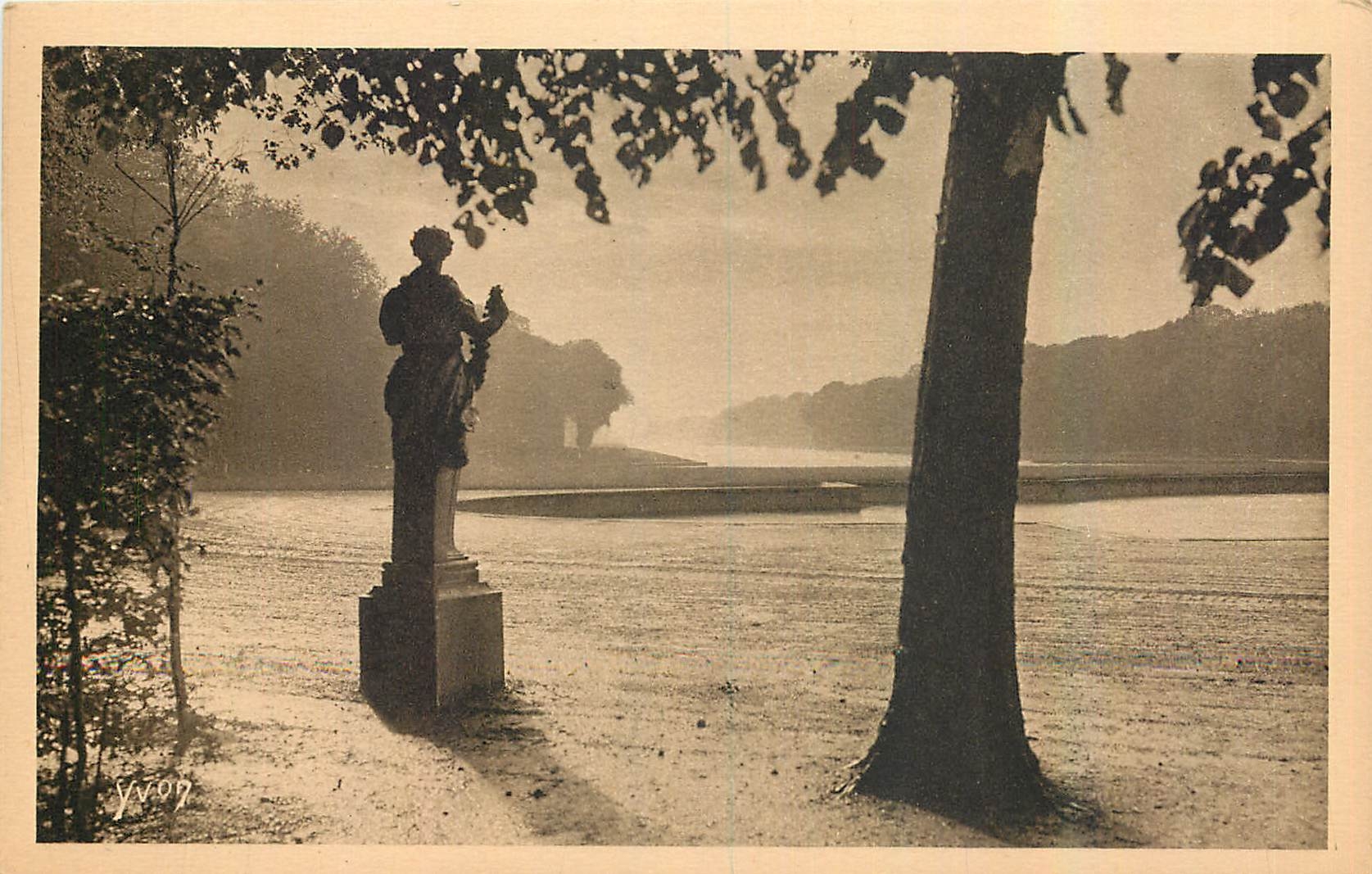 CPA Splendeurs et Charmes de Versailles Rotonde du Bassin d'Apollon 