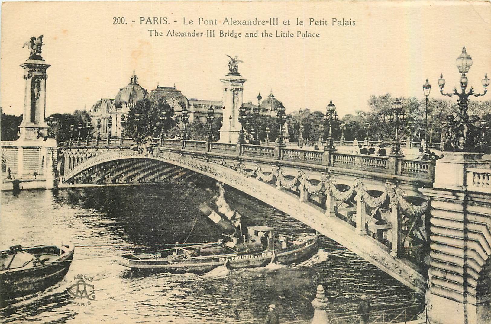 CPA Paris Le Pont Alexandre III et le Petit Palais Bateau