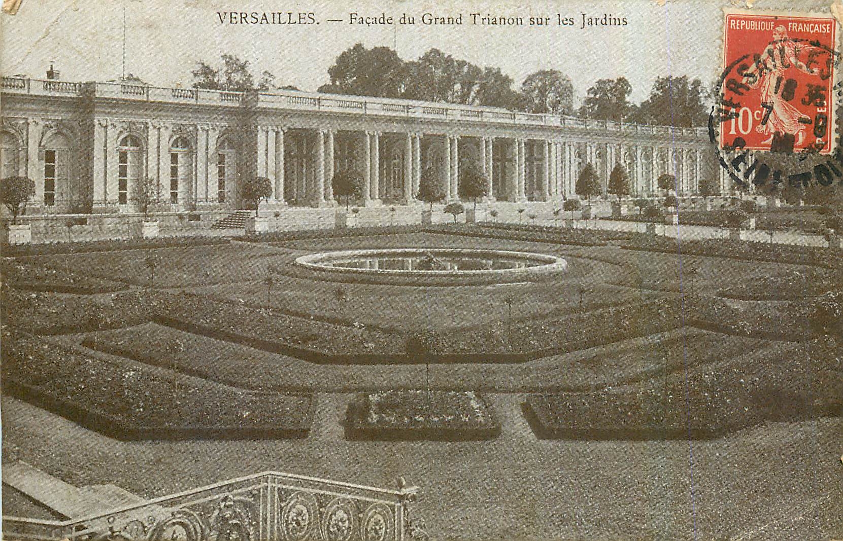 CPA Versailles Facade du Grand Trianon sur les Jardins 