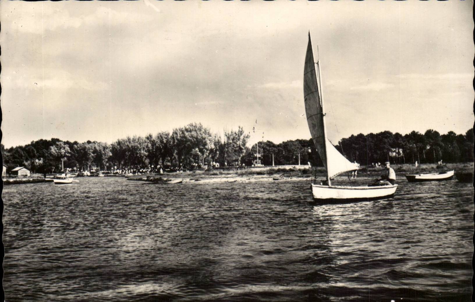 Lacanau Stadt MODERNES KARTE Segeln das zum Hafen zuruckgeht