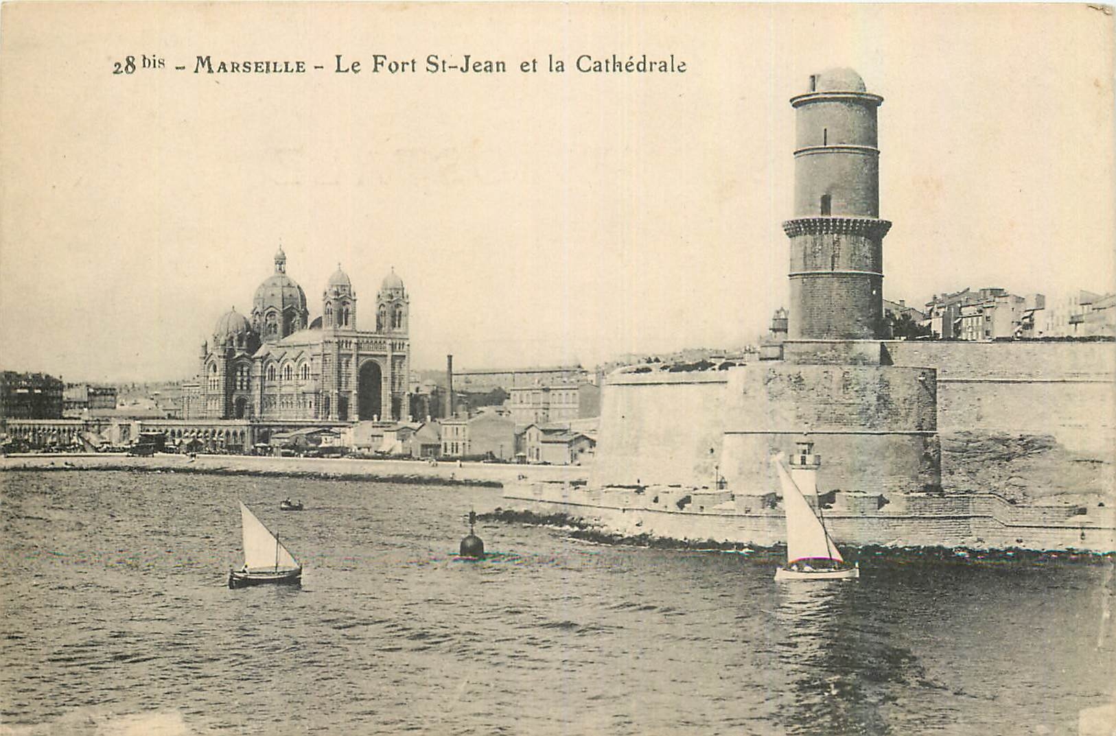 CPA Marseille Le Fort St Jean et la Cathedrale 