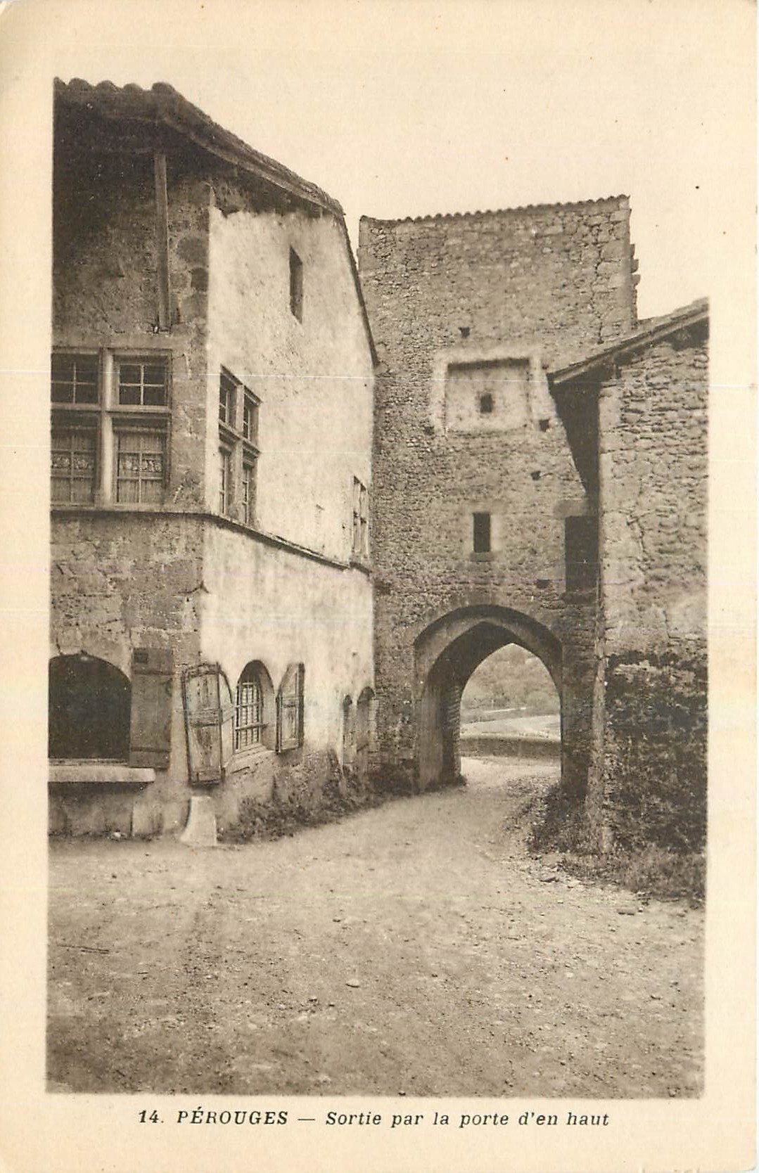 CPA Perouges Sortie par la porte d'en haut