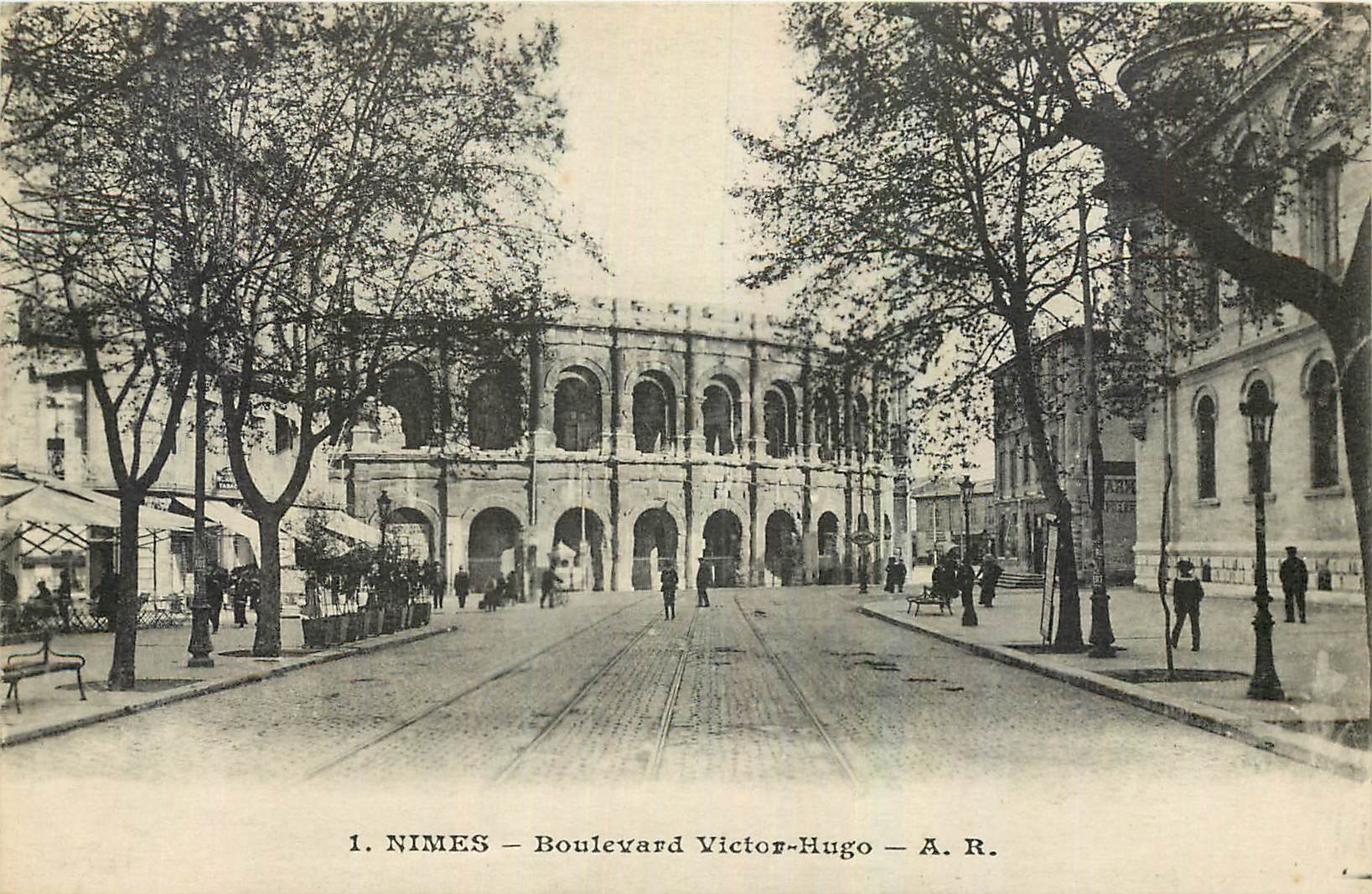 CPA Nimes Boulevard Victor Hugo 