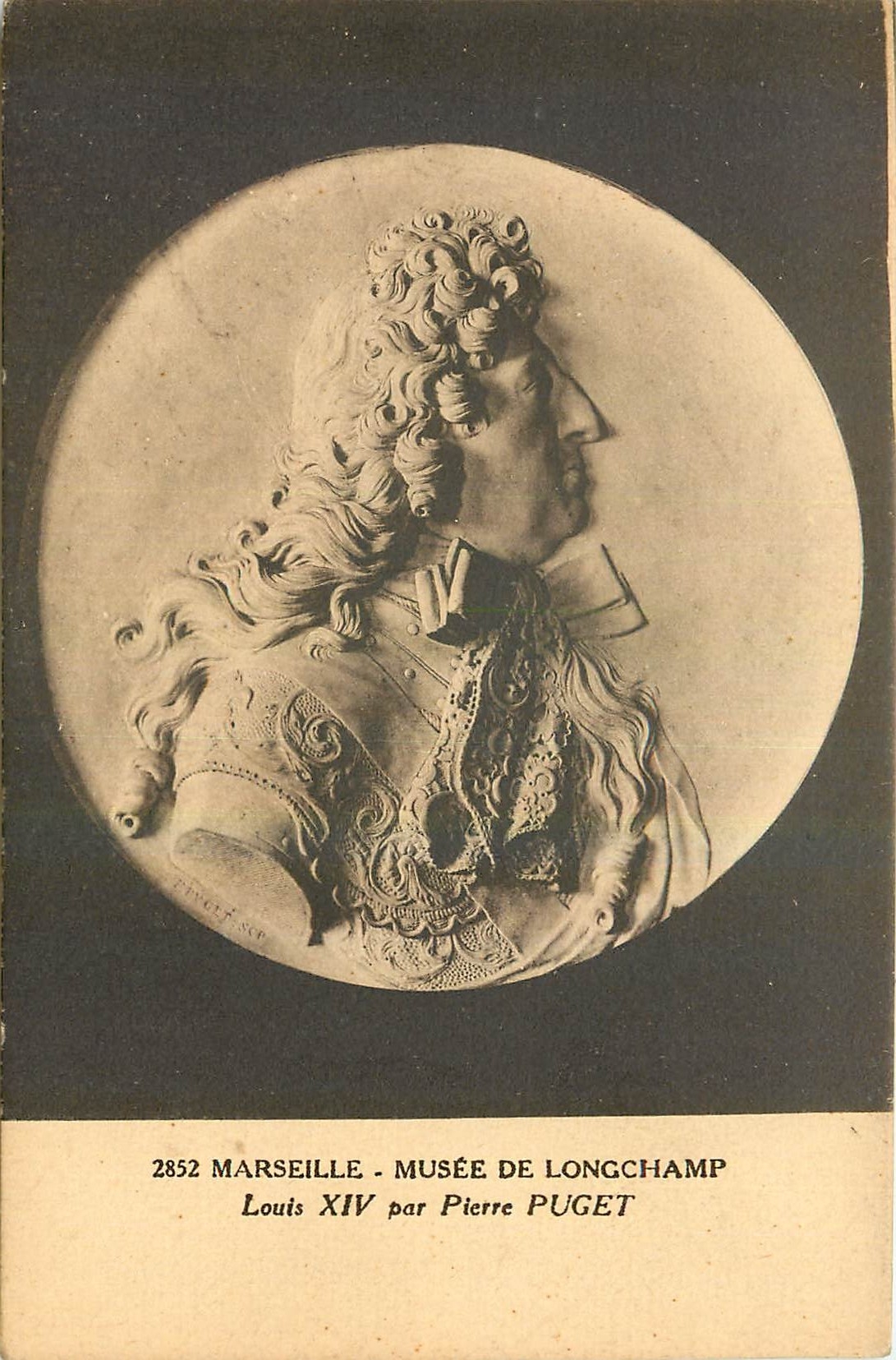 CPA Musee de Longchamp Marseille Louis XIC par Pierre Puget 