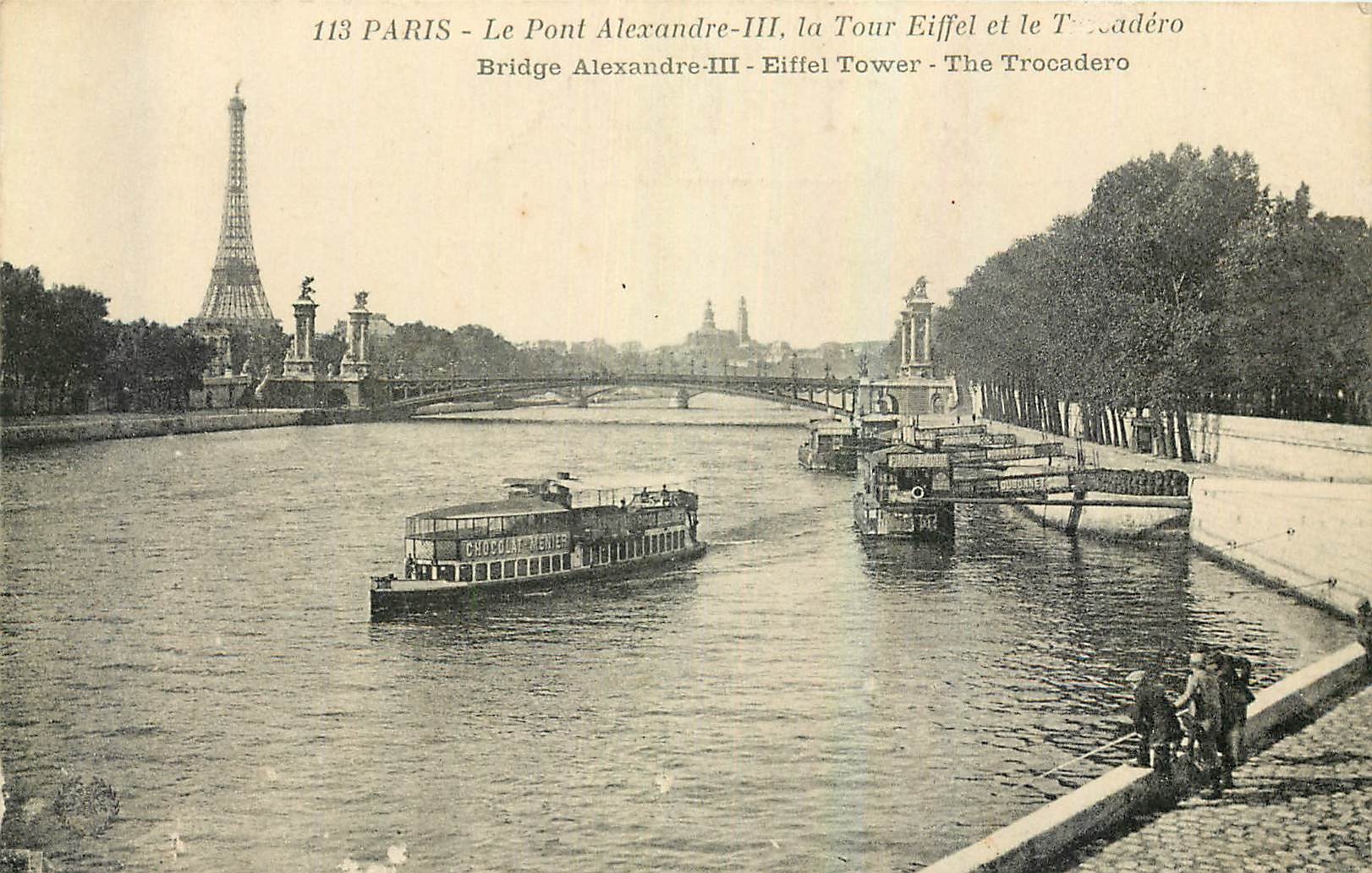 CPA Paris Le Pont Alexandre III la Tour Eiffel et le Trocadero