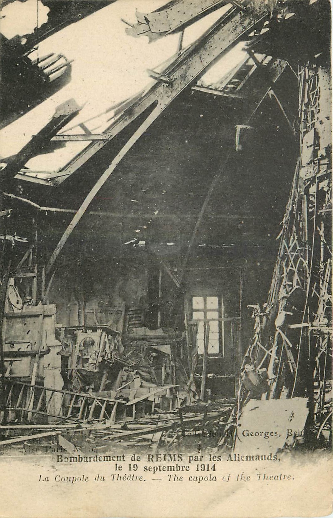 CPA Bombardement de Reims par les Allemands La Coupole du Theatre