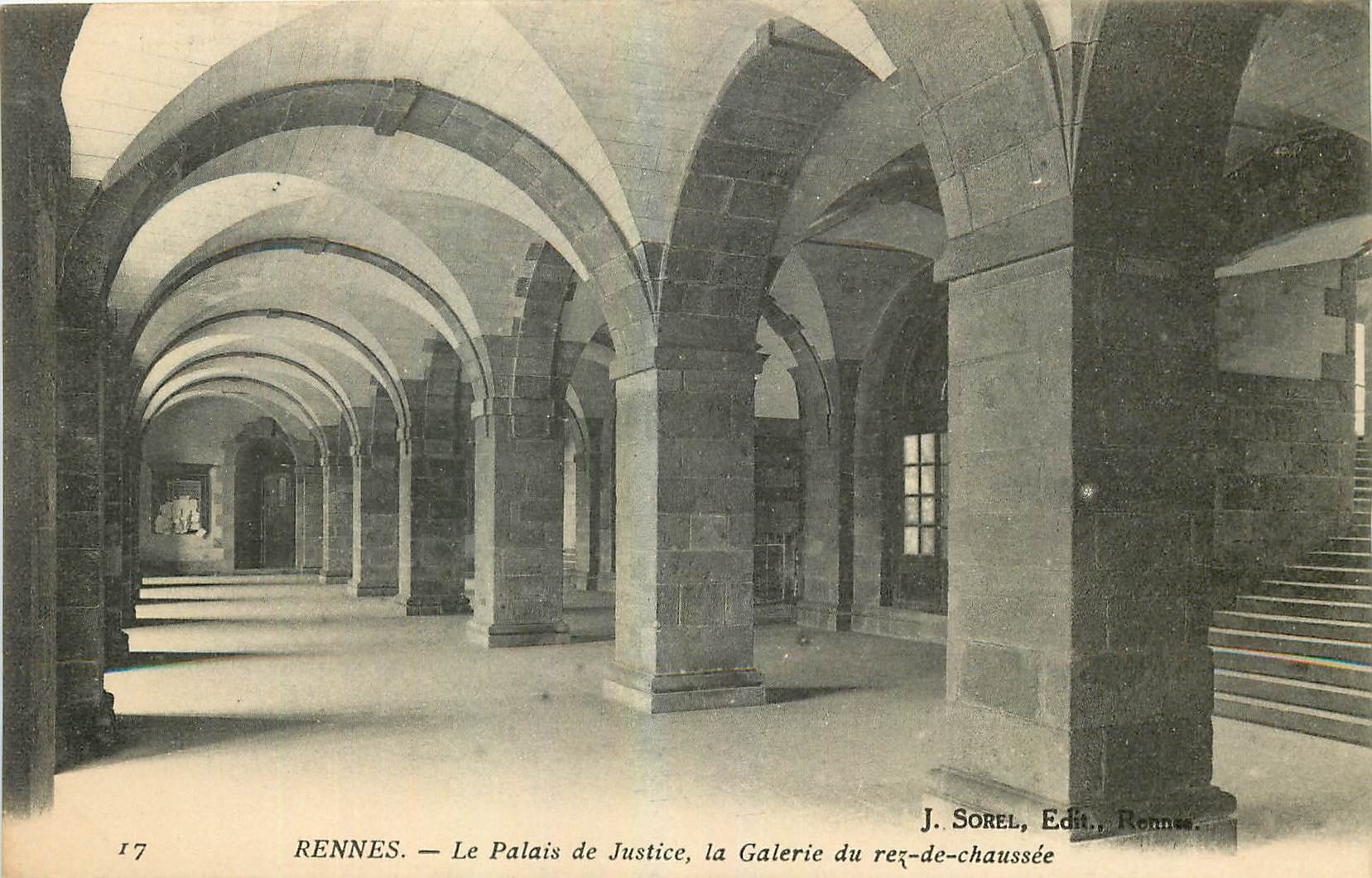 CPA Rennes Le Palais de Justice la Galerie du rez de chaussee