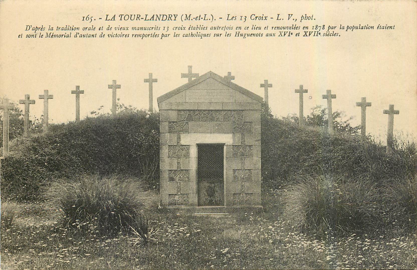 CPA La Tour Landry M et L Les 13 Croix