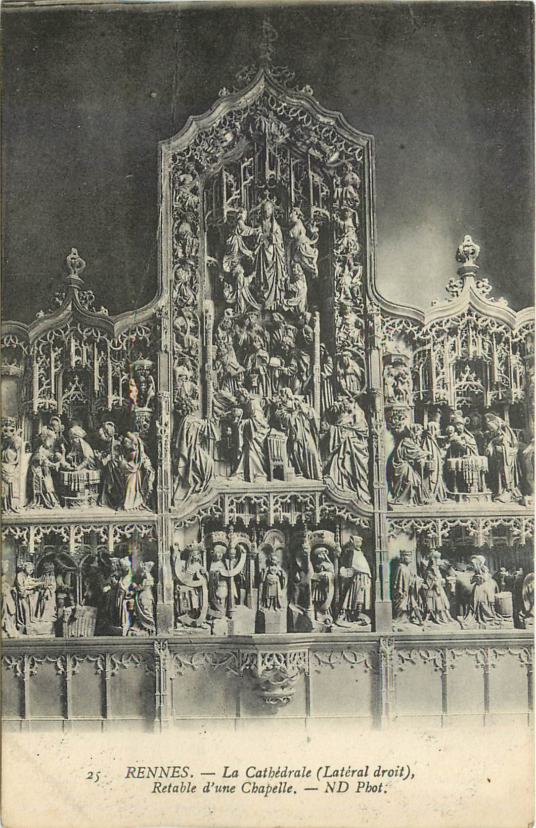 CPA Rennes La cathedrale Lateral detail Retable d'une Chapelle