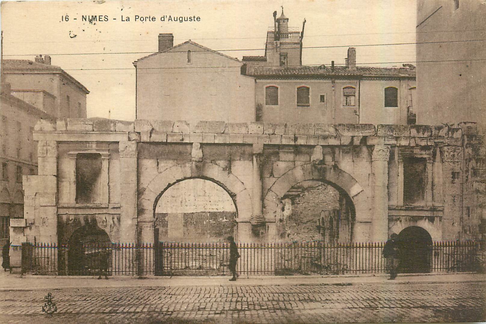 CPA Nimes La Porte d'Auguste 
