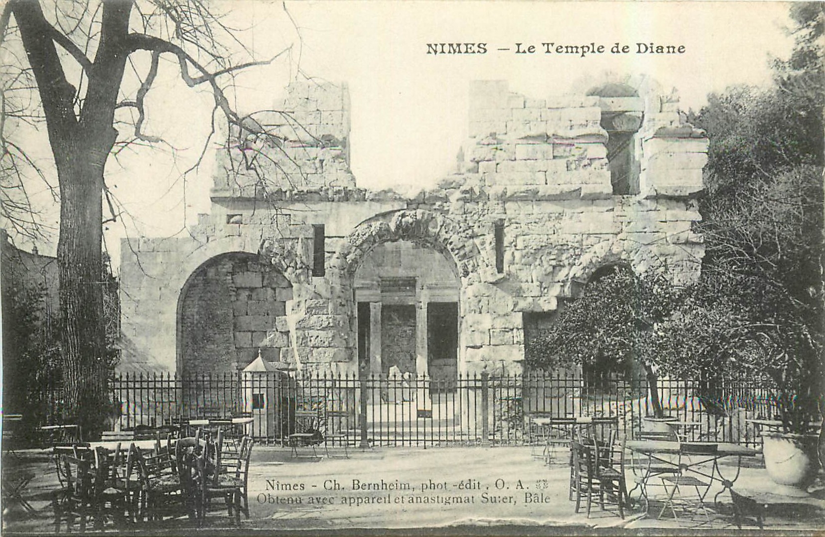 CPA Nimes Le Temple de Diane 