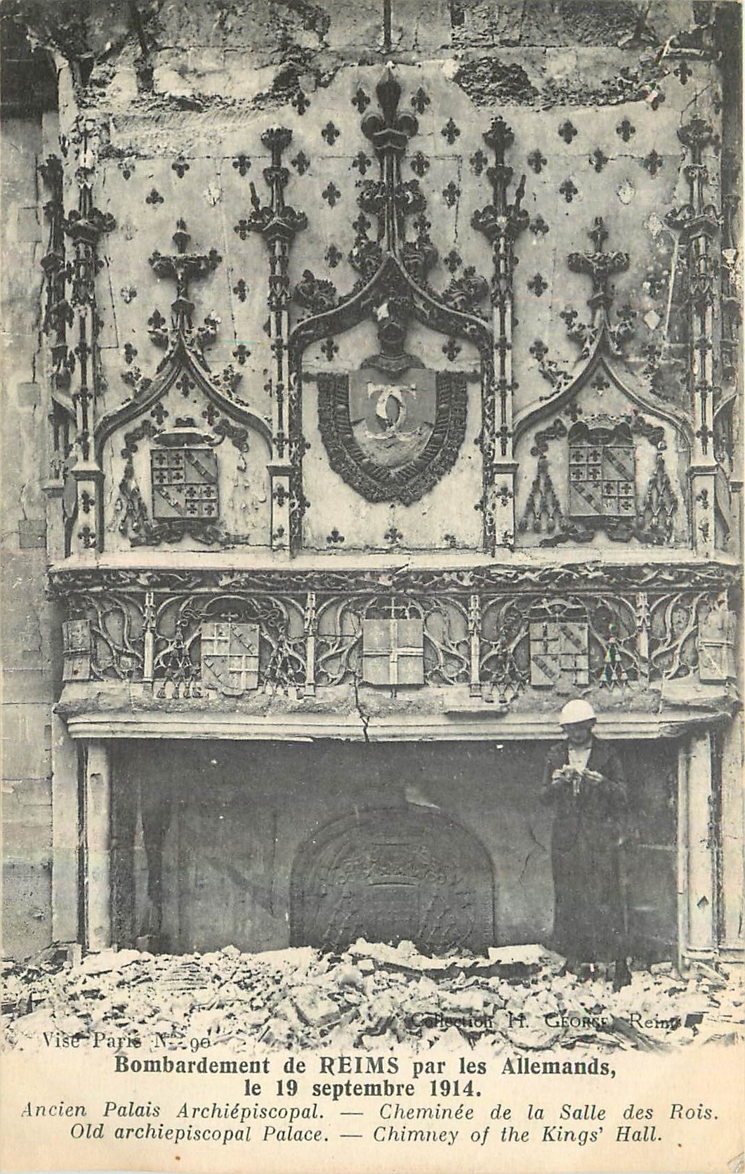 CPA Bombardement de Reims par les Allemands Ancien Palais Archiepiscopal Cheminee de la Salle des Ro