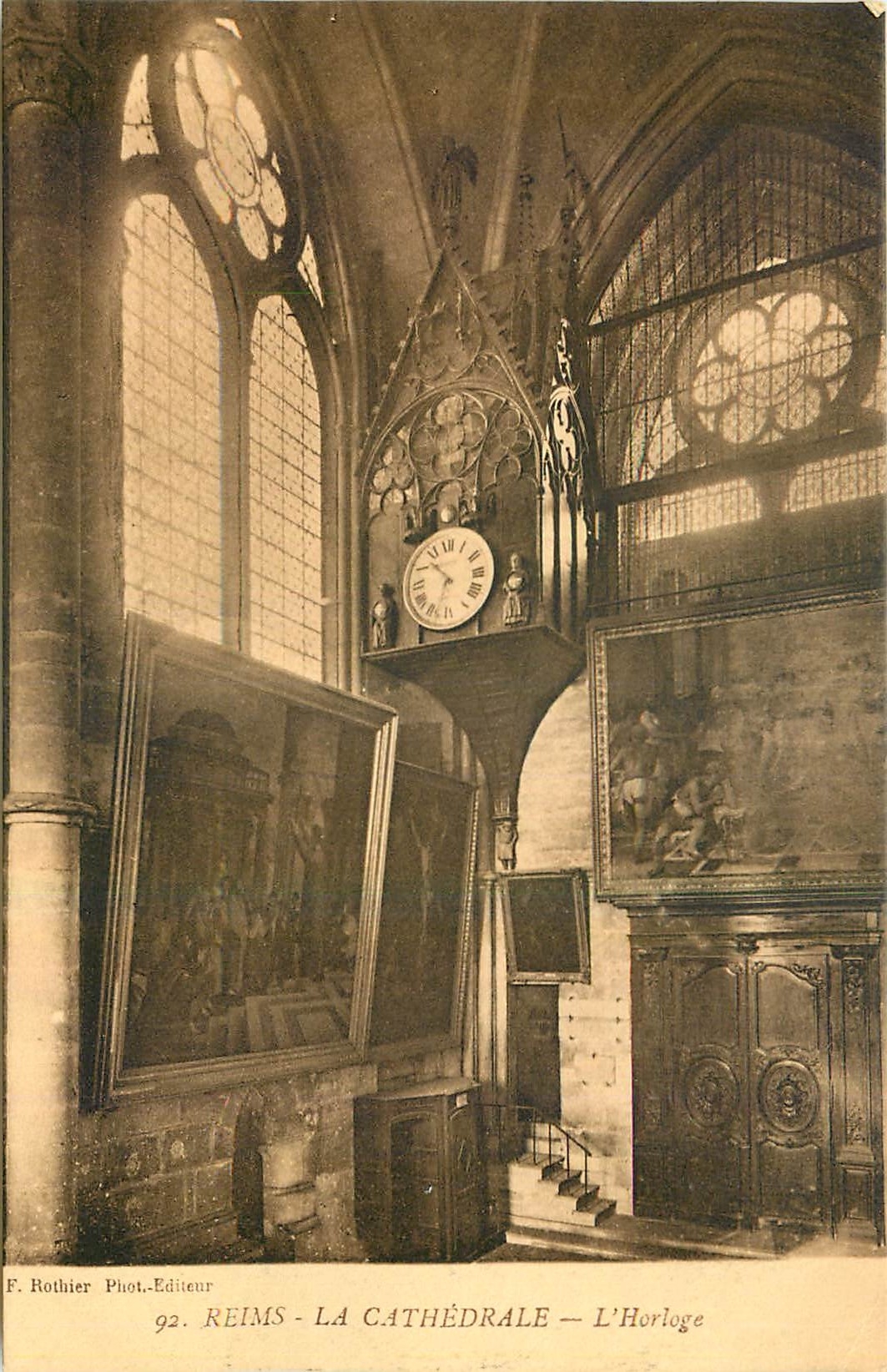CPA Reims la Cathedrale l'Horloge 