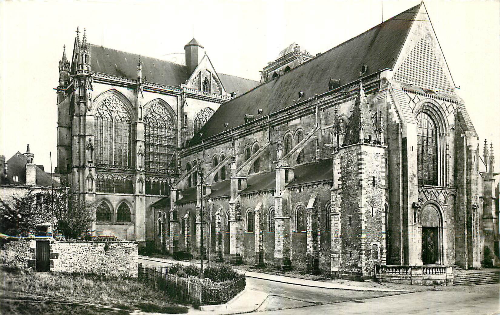 CPM Mans La cathedrale St Julien Cote N O 