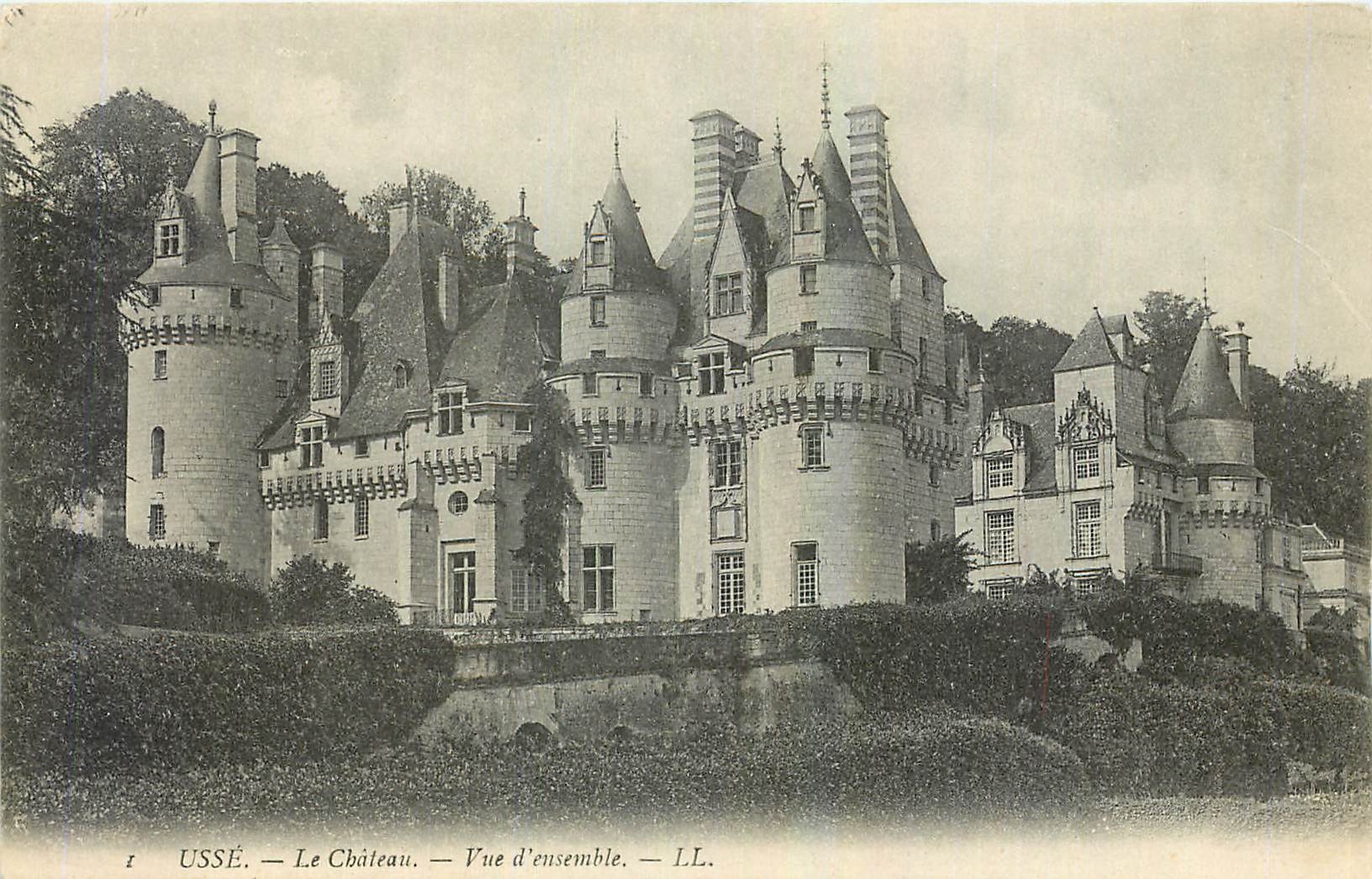 CPA Usse Le Chateau Vue d'ensemble 