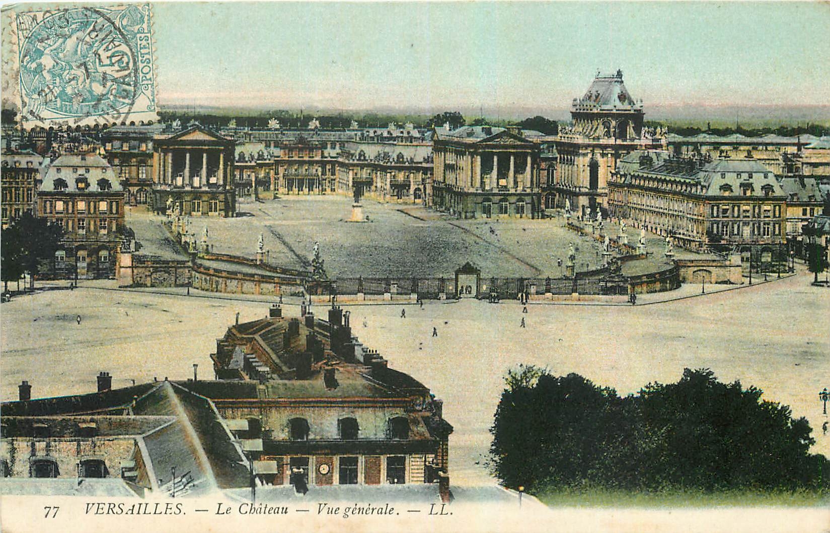 CPA Versailles Le Chateau Vue generale