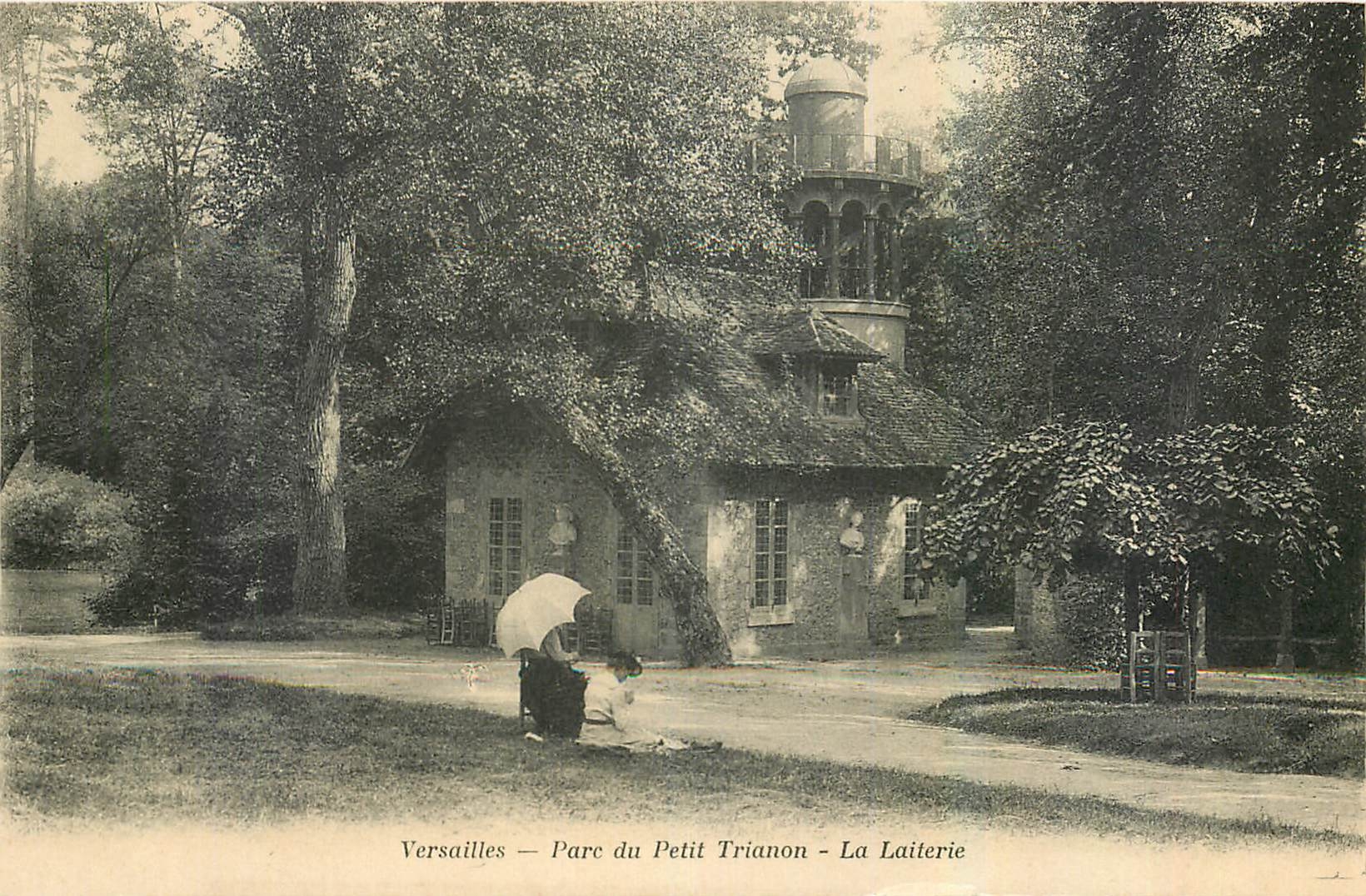 CPA Versailles Parc du Petit Trianon La Laiterie 