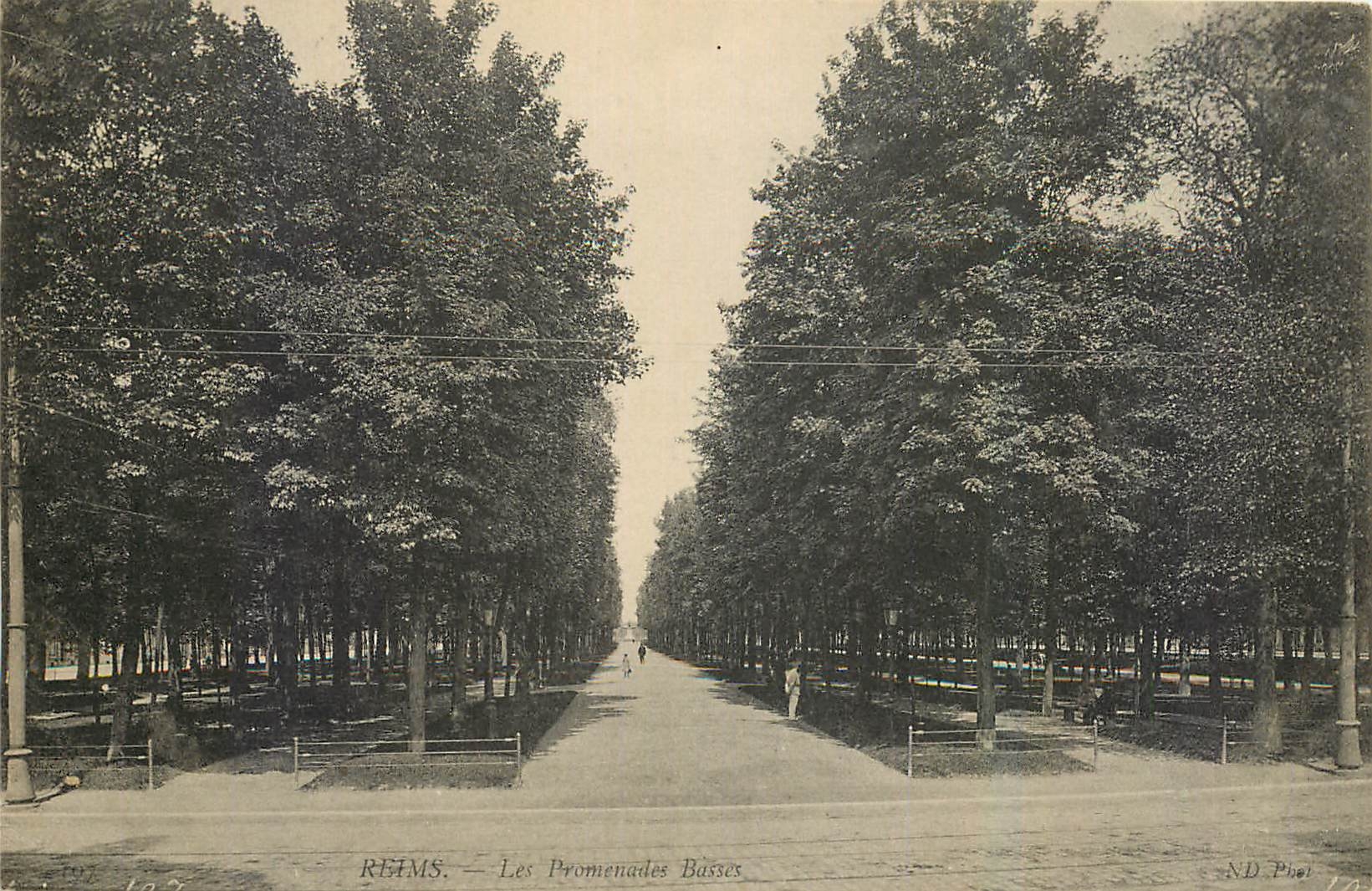 CPA Reims Les Promenades Basses 