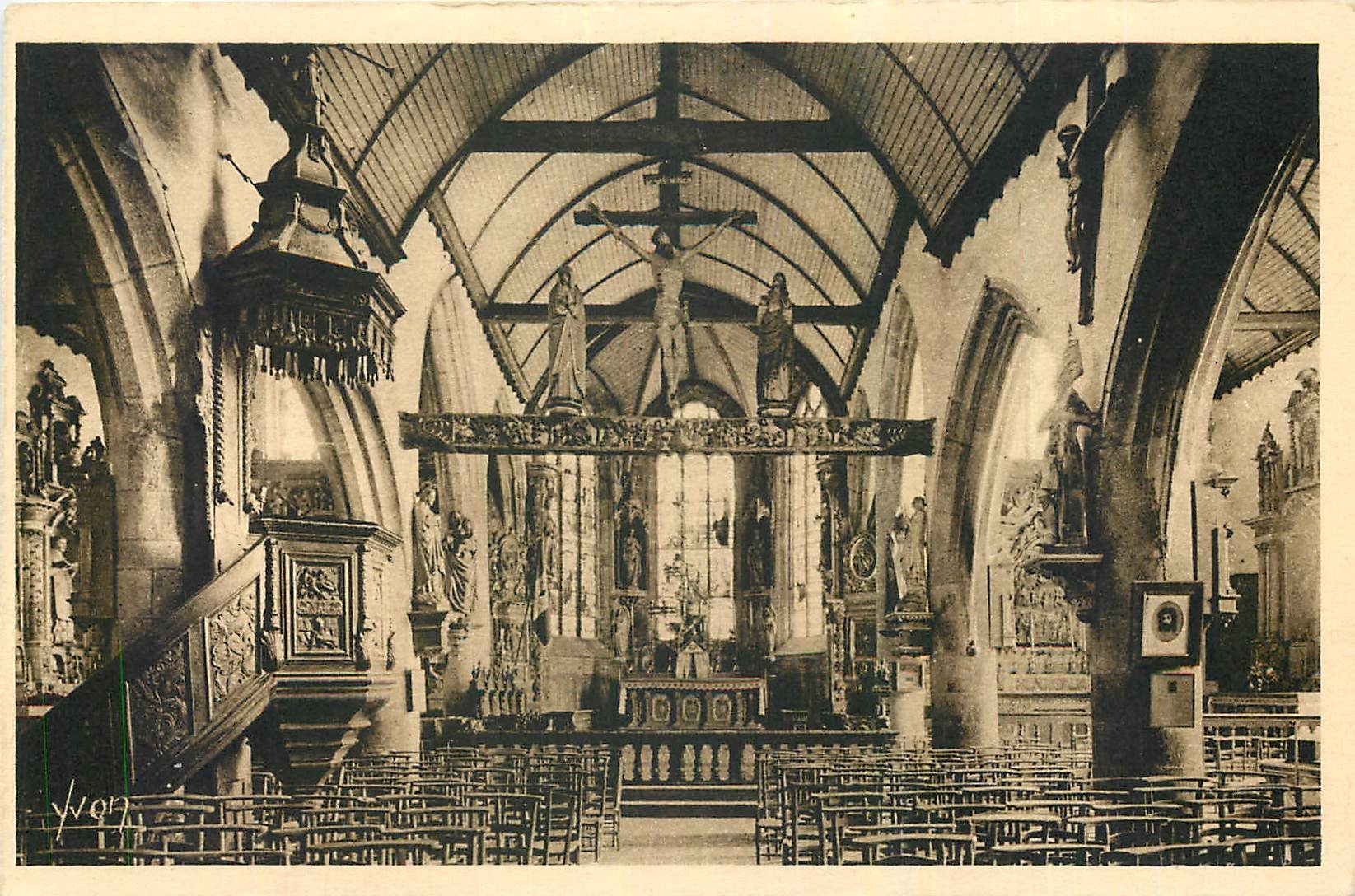 CPA Bretagne Lampaul Finistere Interieur de l'Eglise