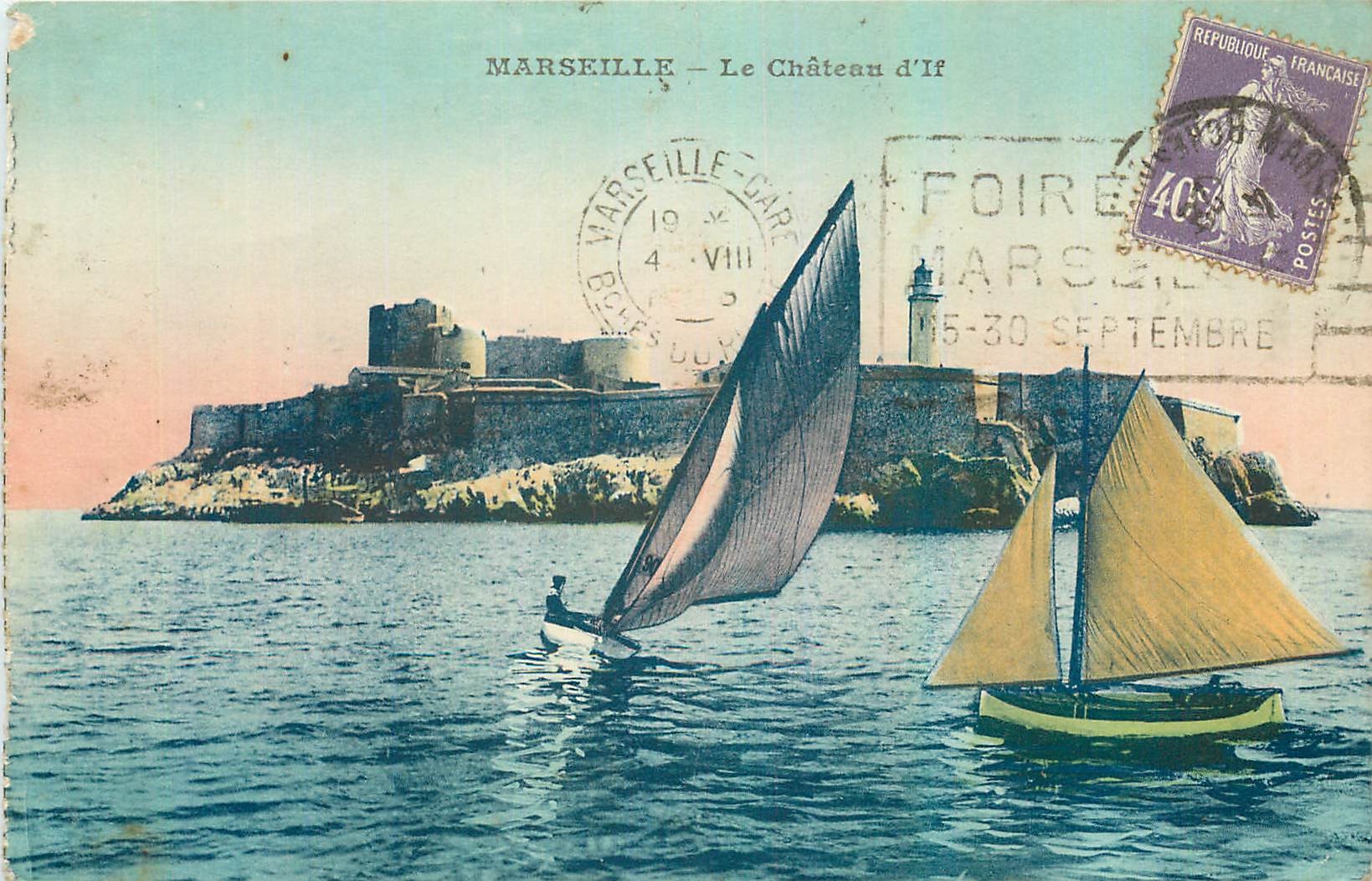 CPA Marseille Le Chateau d'If Bateaux