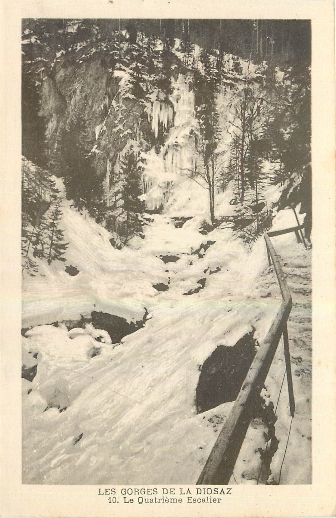 CPA Les Gorges de la Diosaz Le Quatreme Escalier