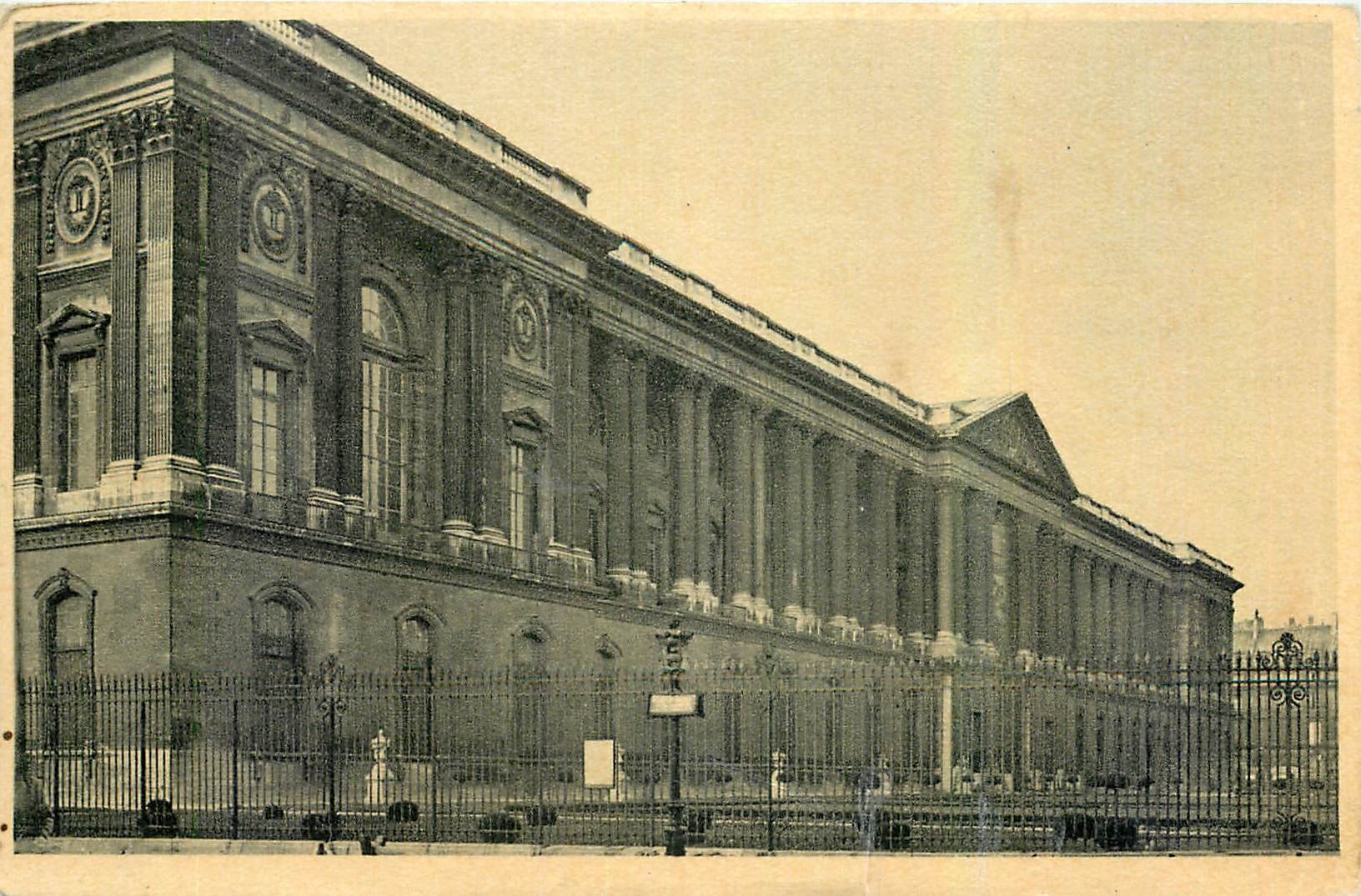 CPA Colonnade du Louvre 