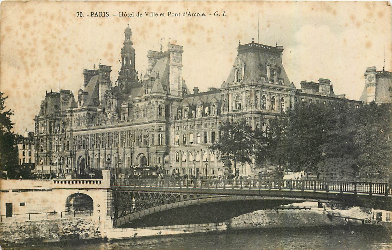 CPA Paris Hotel de Ville et Pont d'Arcole 