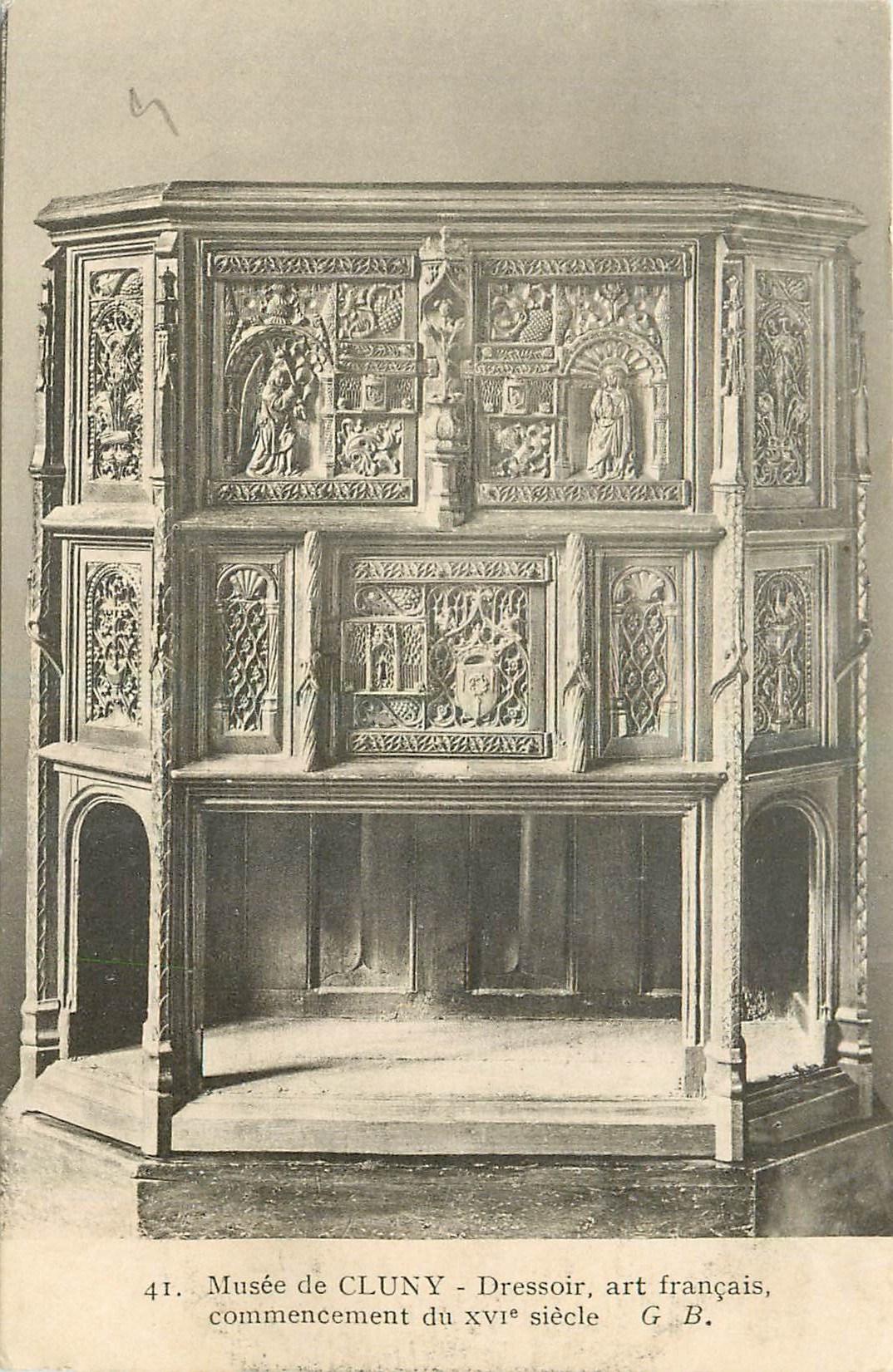 CPA Musee de Cluny Dressoir art francais commencement du XVI siecle