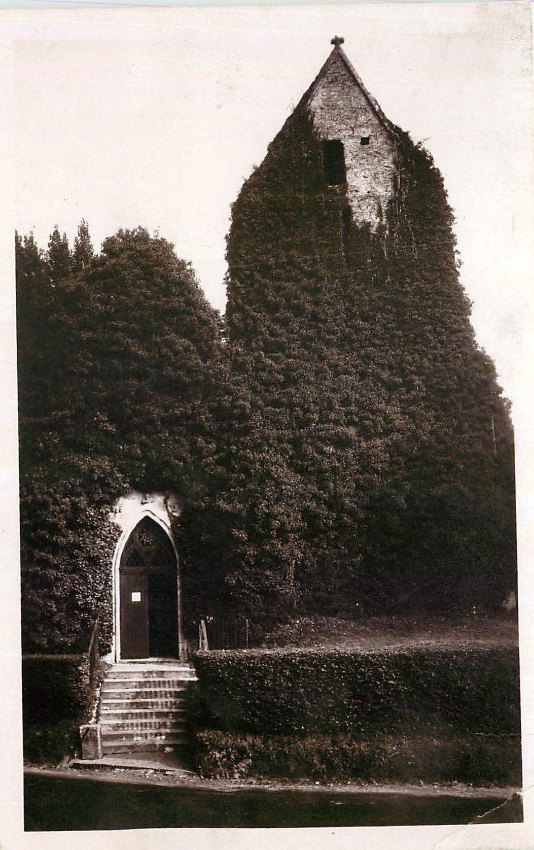 CPA Honfleur Eglise de Criquebeuf 