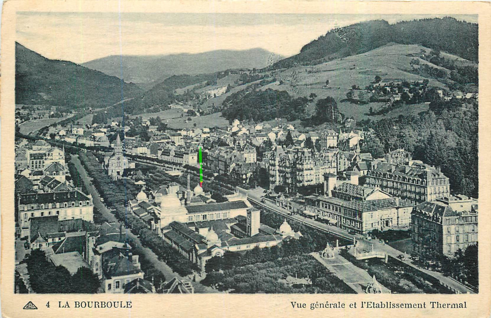 CPA La Bourboule Vue generale et l'Etablissement Thermal 