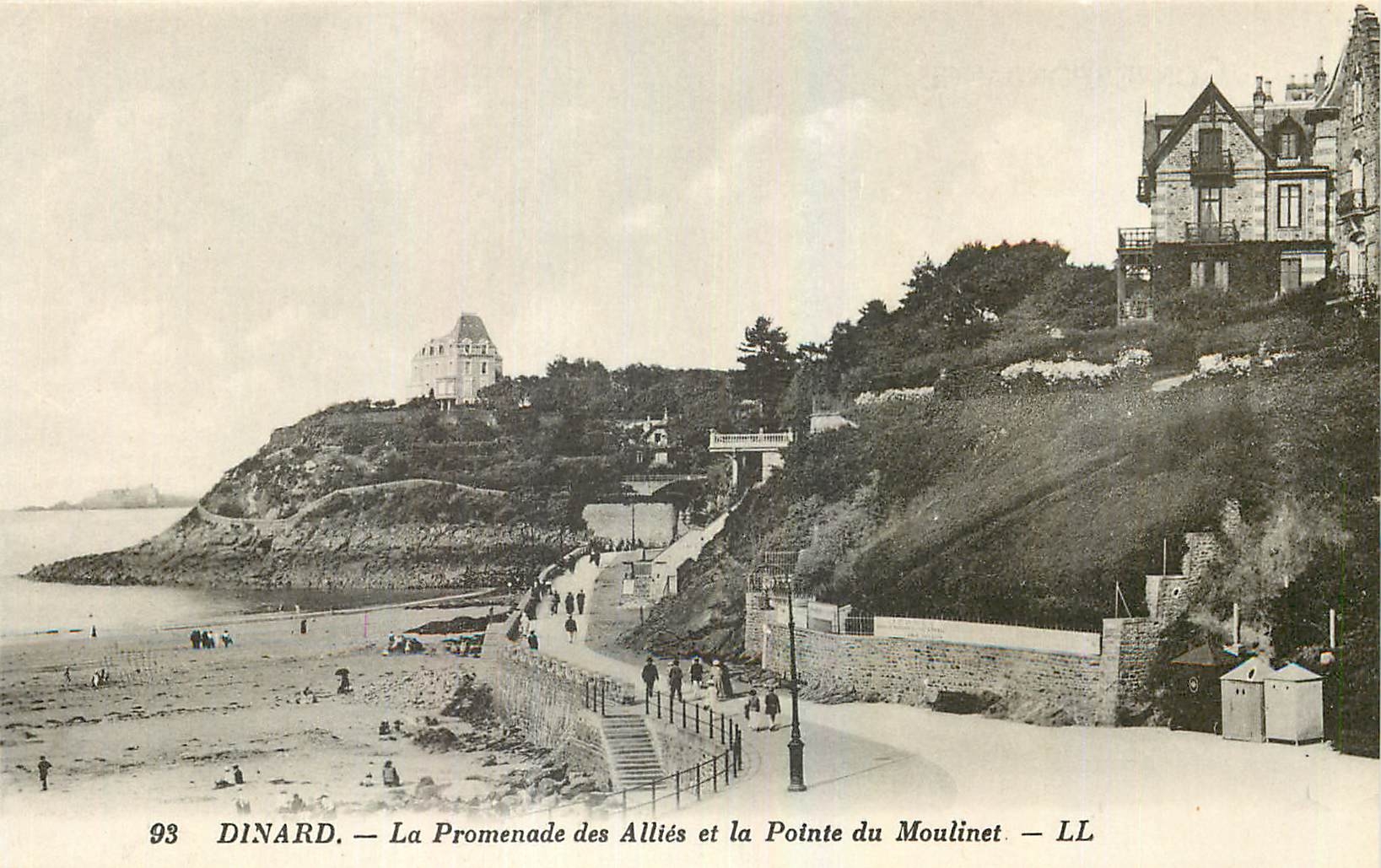 CPA Dinard La Promenade des Allies et la Pointe du Moulinet 